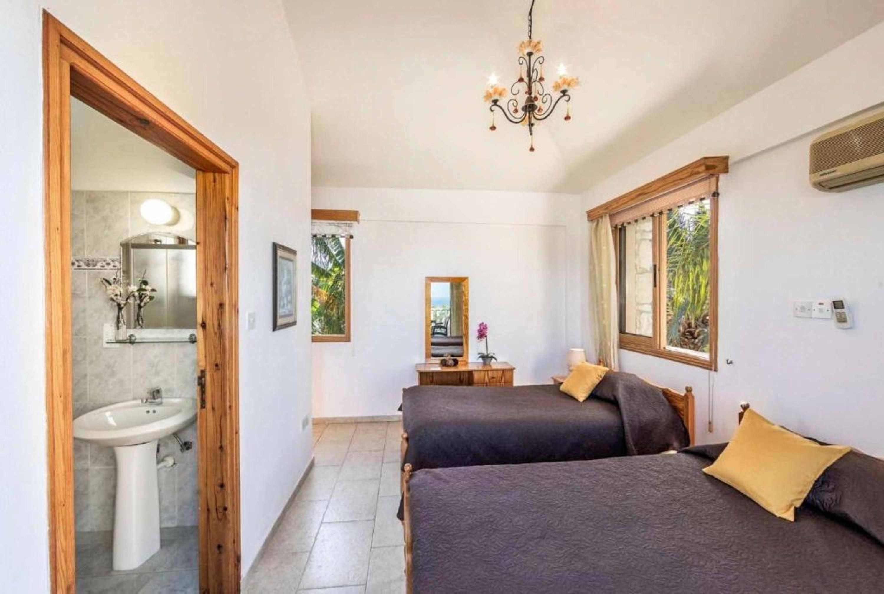Villa Antonis