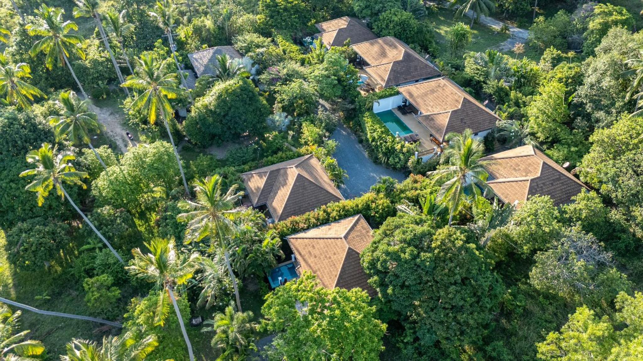 Tropical Season Villa Resort
