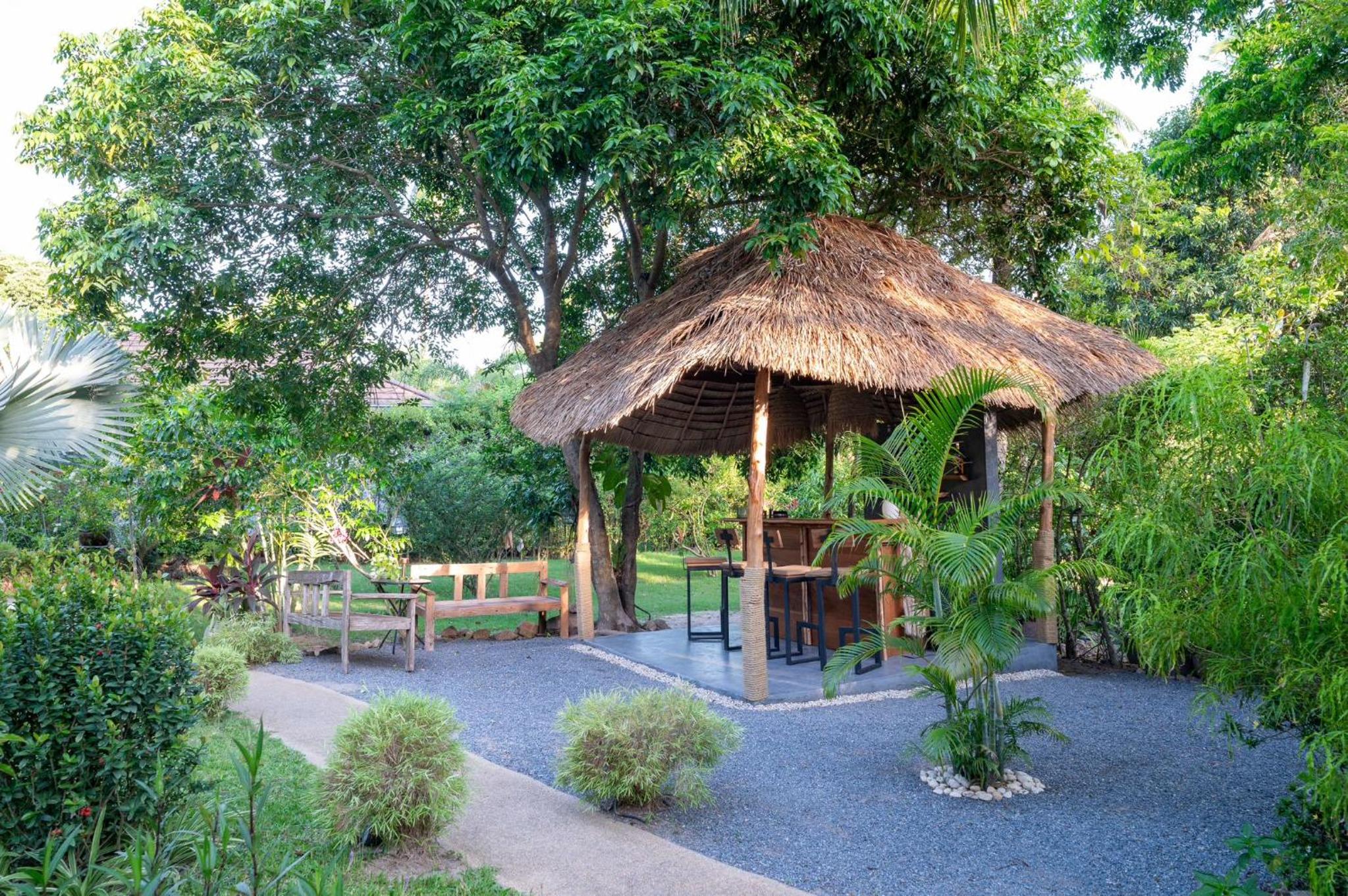 Tropical Season Villa Resort