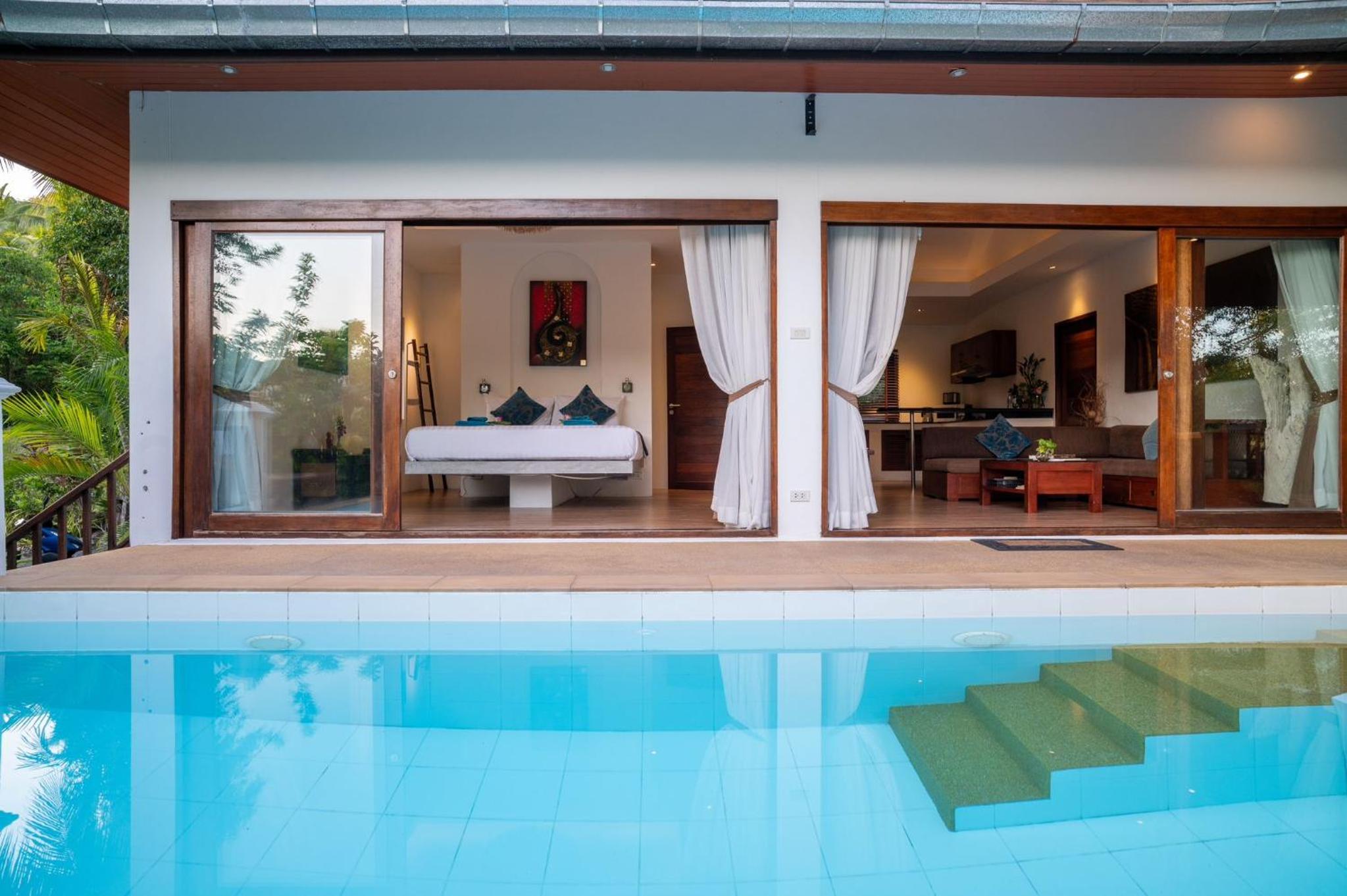 Tropical Season Villa Resort