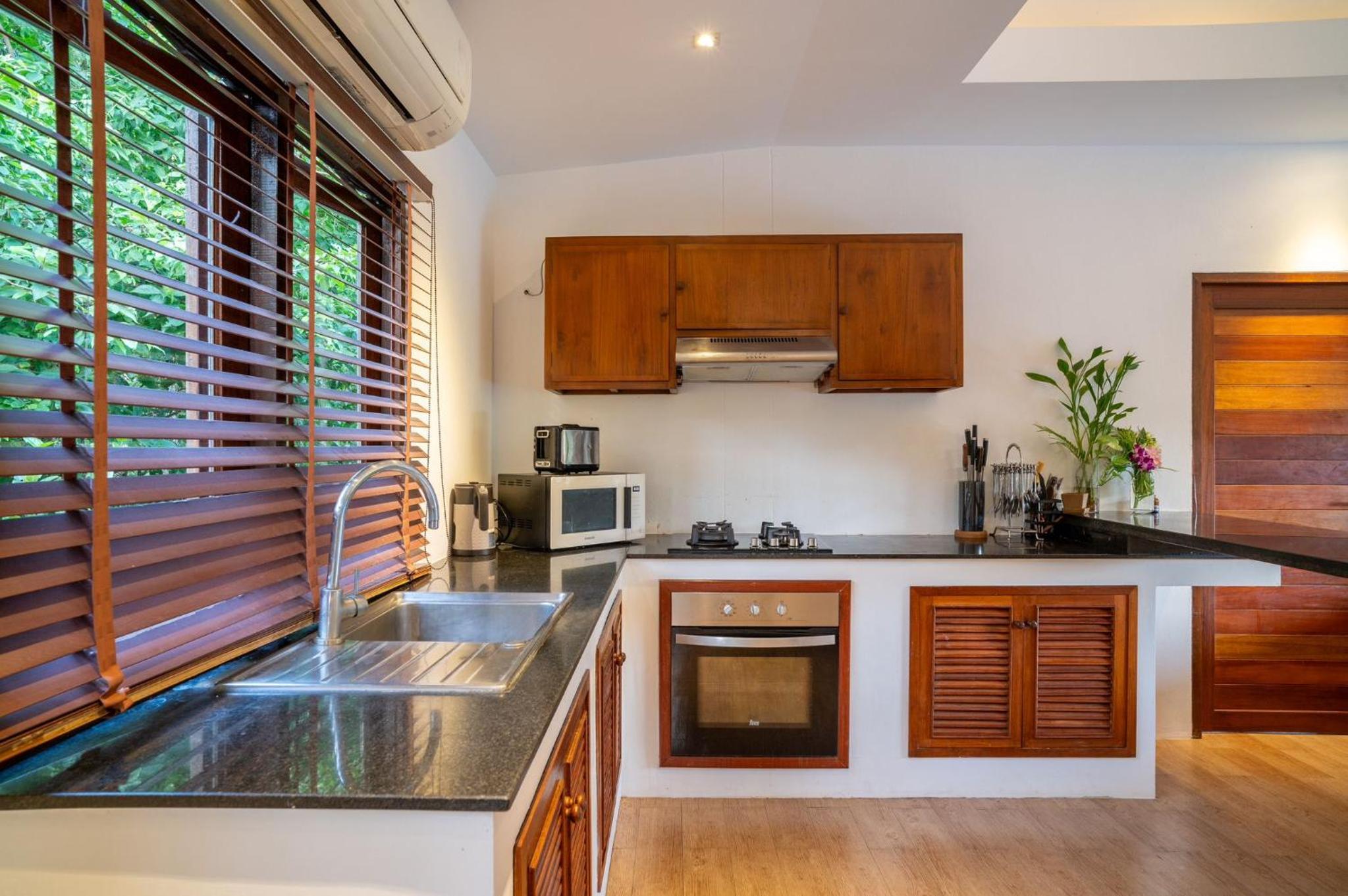 Tropical Season Villa Resort