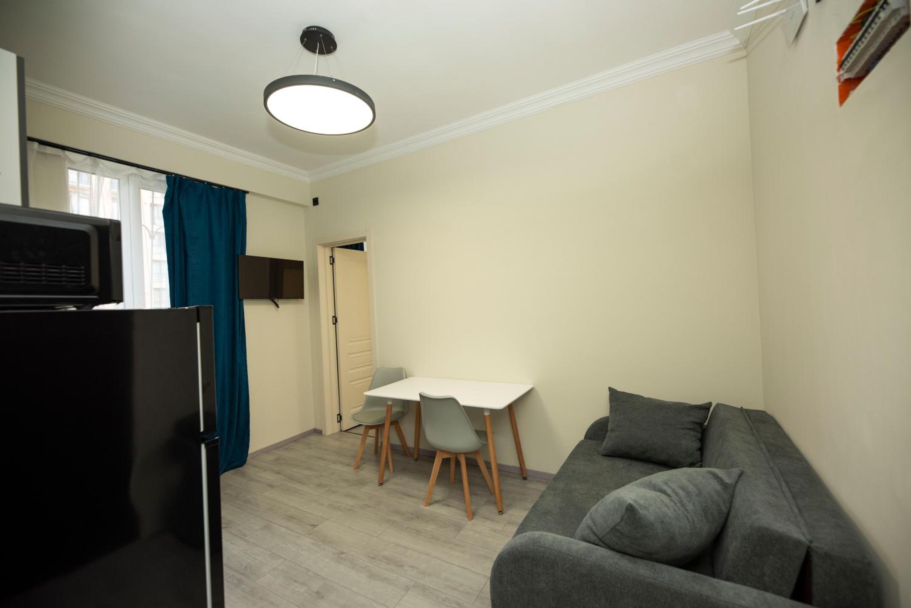 Saburtalo Vip Apartments 10 1 view 4
