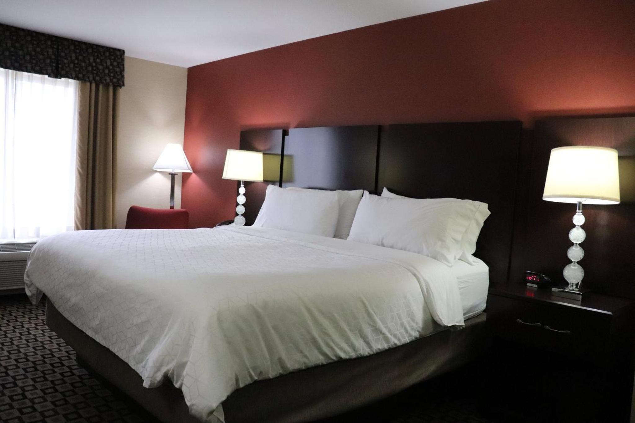 Crawfordsville Vacations - Holiday Inn Express Hotel  Suites Crawfordsville, an IHG Hotel - Property Image 21