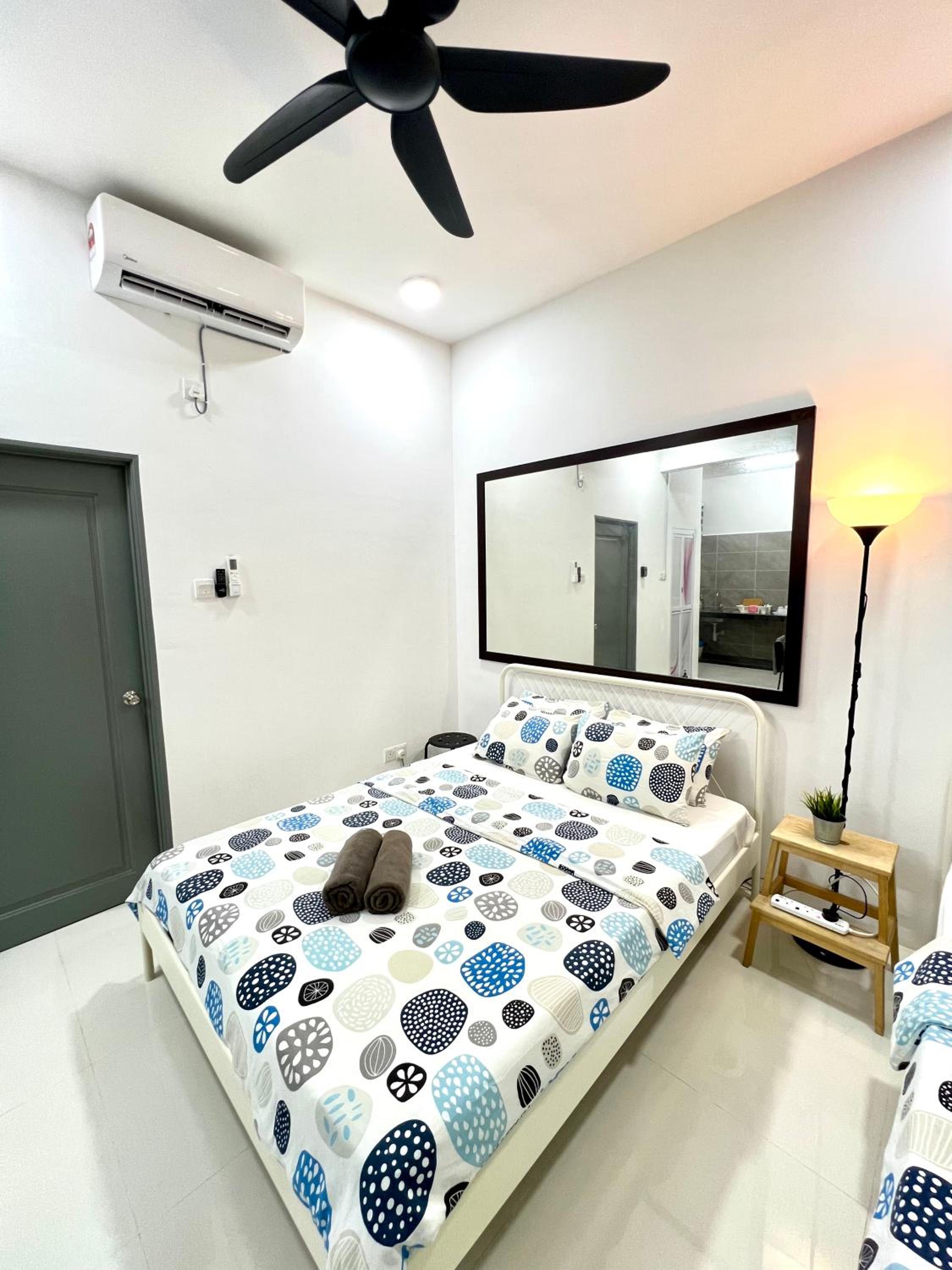 7STAY STUDIO at Kuala Terengganu for 2-4Pax -20min to MayangMall-Drawbridge-PasarPayang