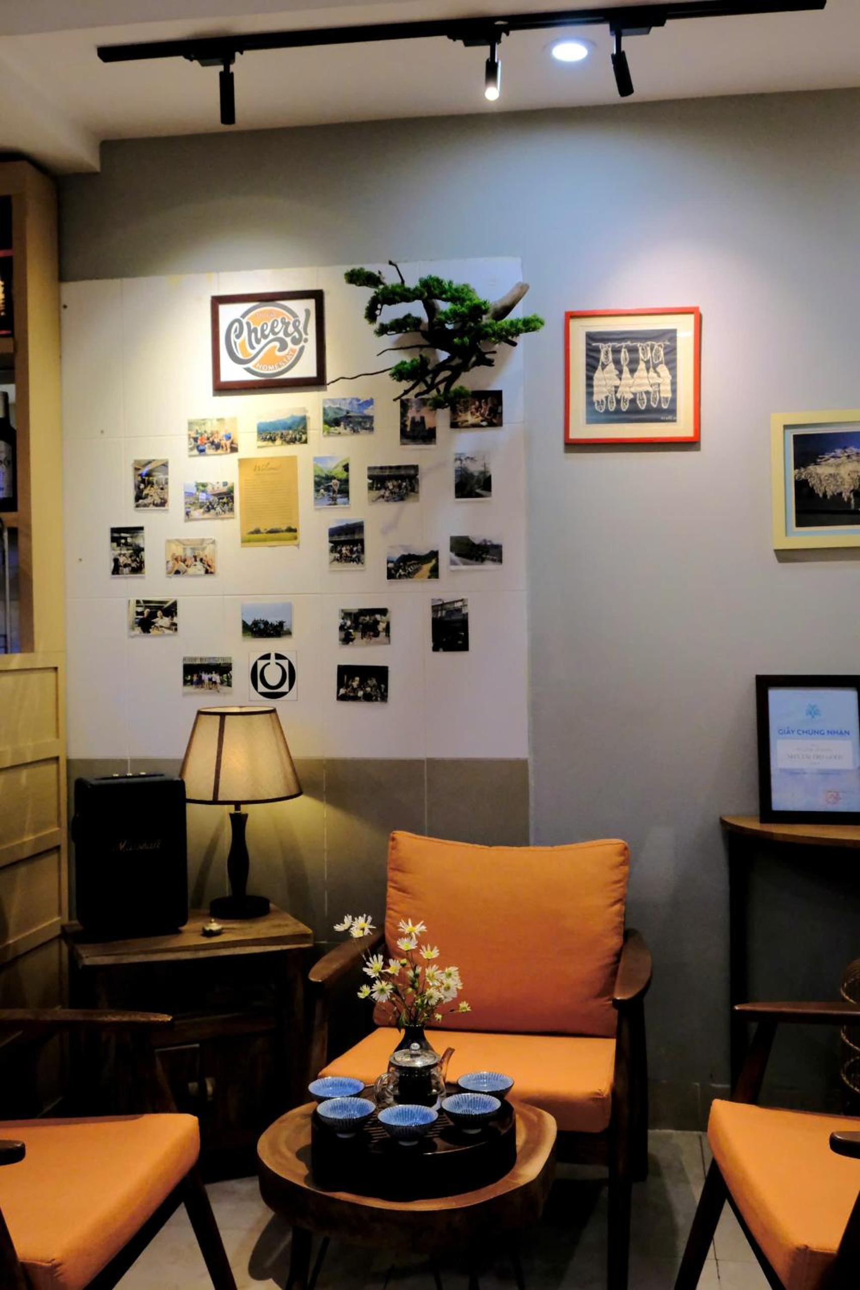 Cheers Hostel Hanoi