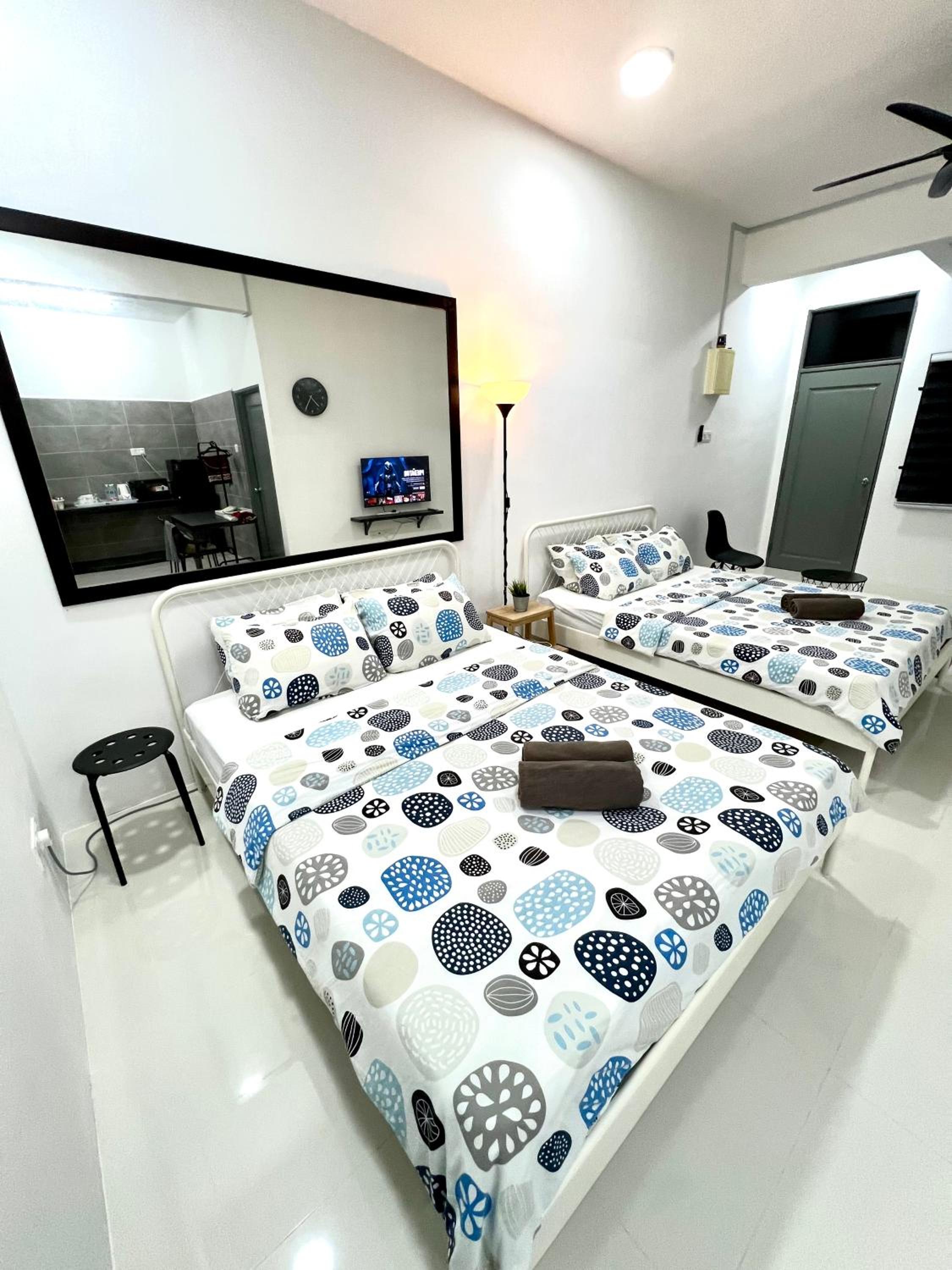 7STAY STUDIO at Kuala Terengganu for 2-4Pax -20min to MayangMall-Drawbridge-PasarPayang