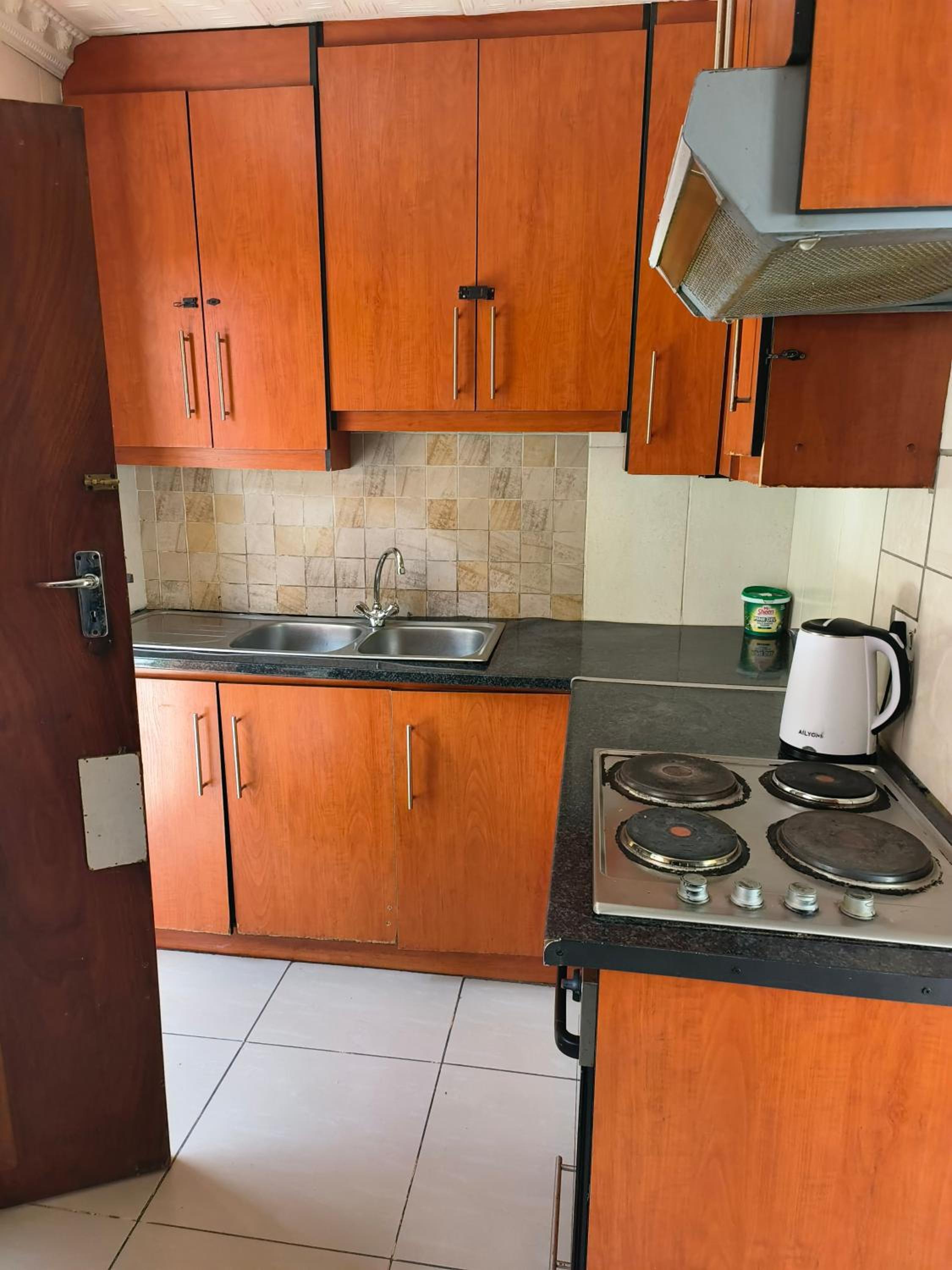 Rozza Self-catering Accommodation view 5