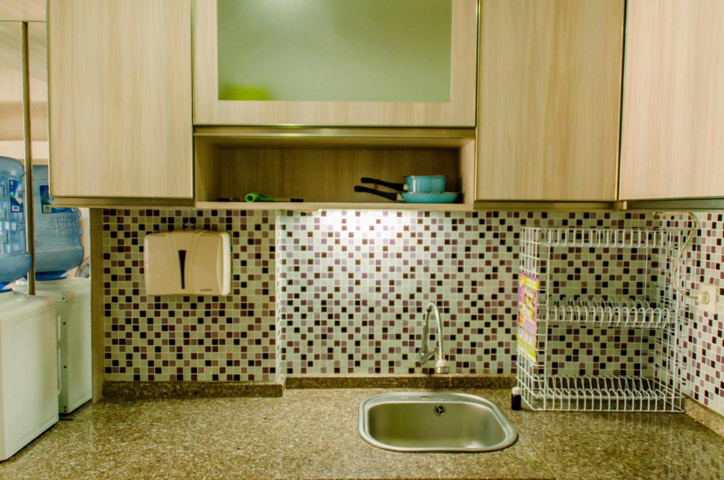 Simply and Cozy Pool View 2BR at Great Western Apartment By Travelio view 3
