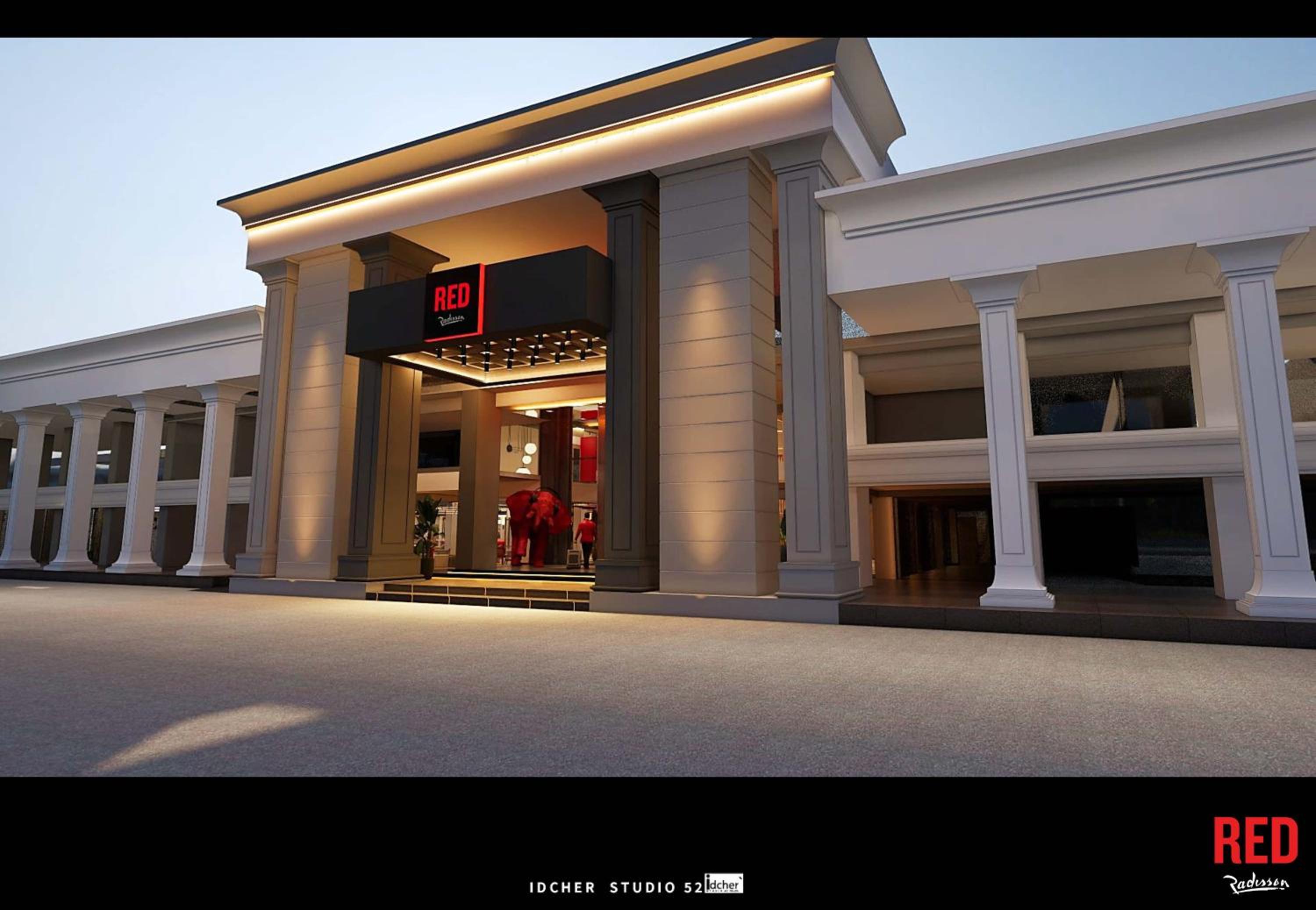 Hotel Radisson RED Phuket Patong Beach - Image 1