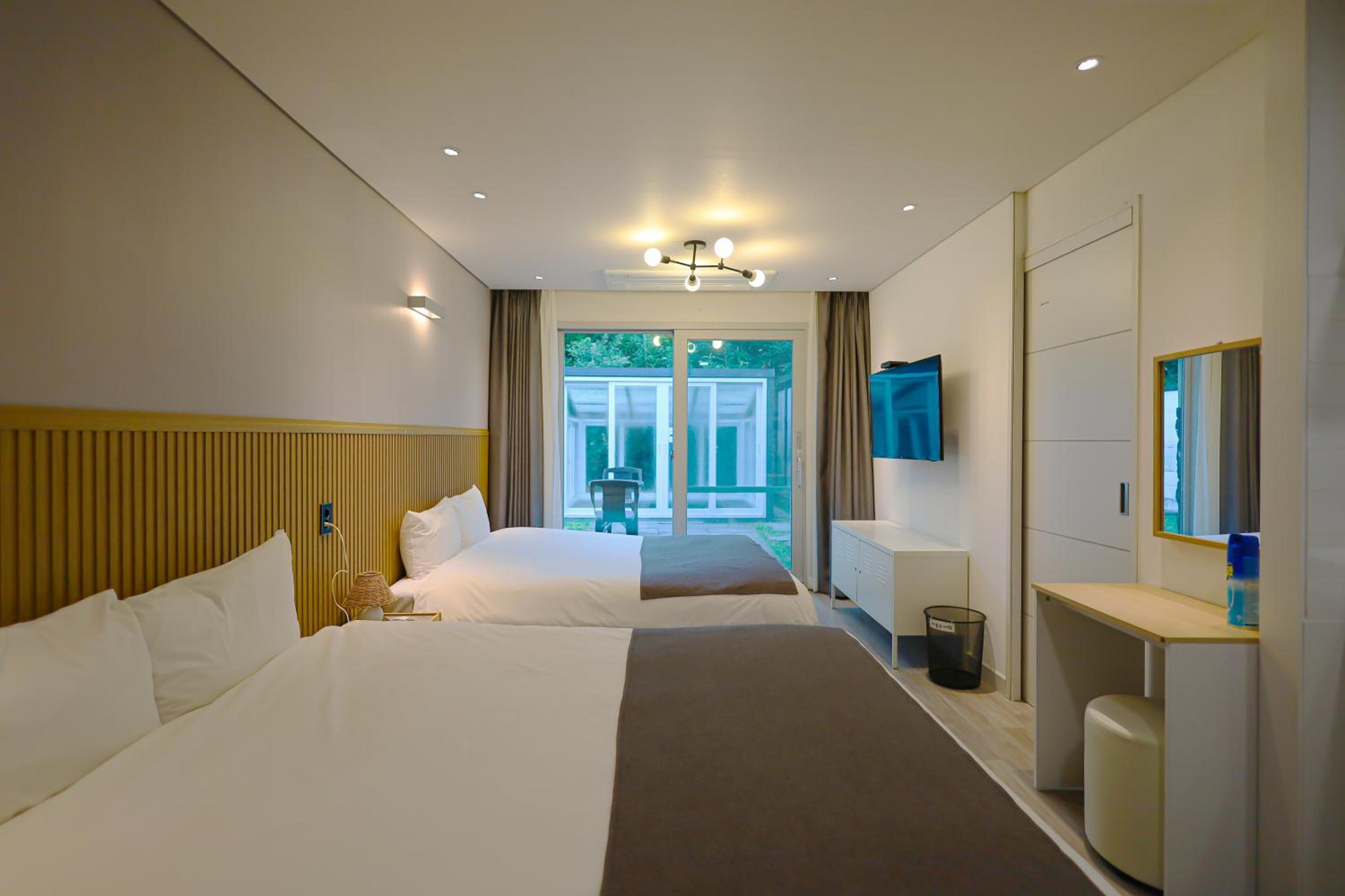 hotel room