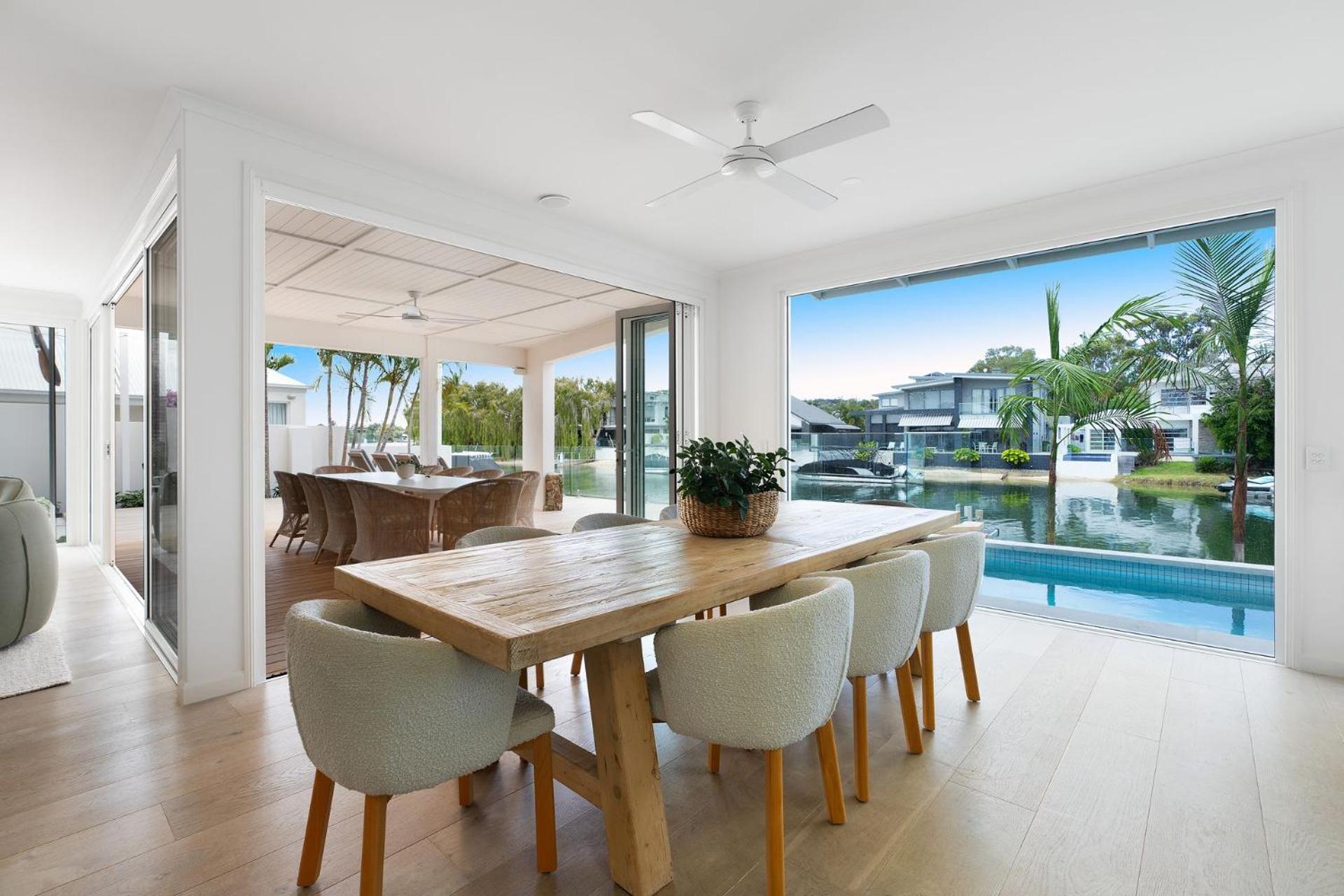Lucy - Noosa - Noosaville