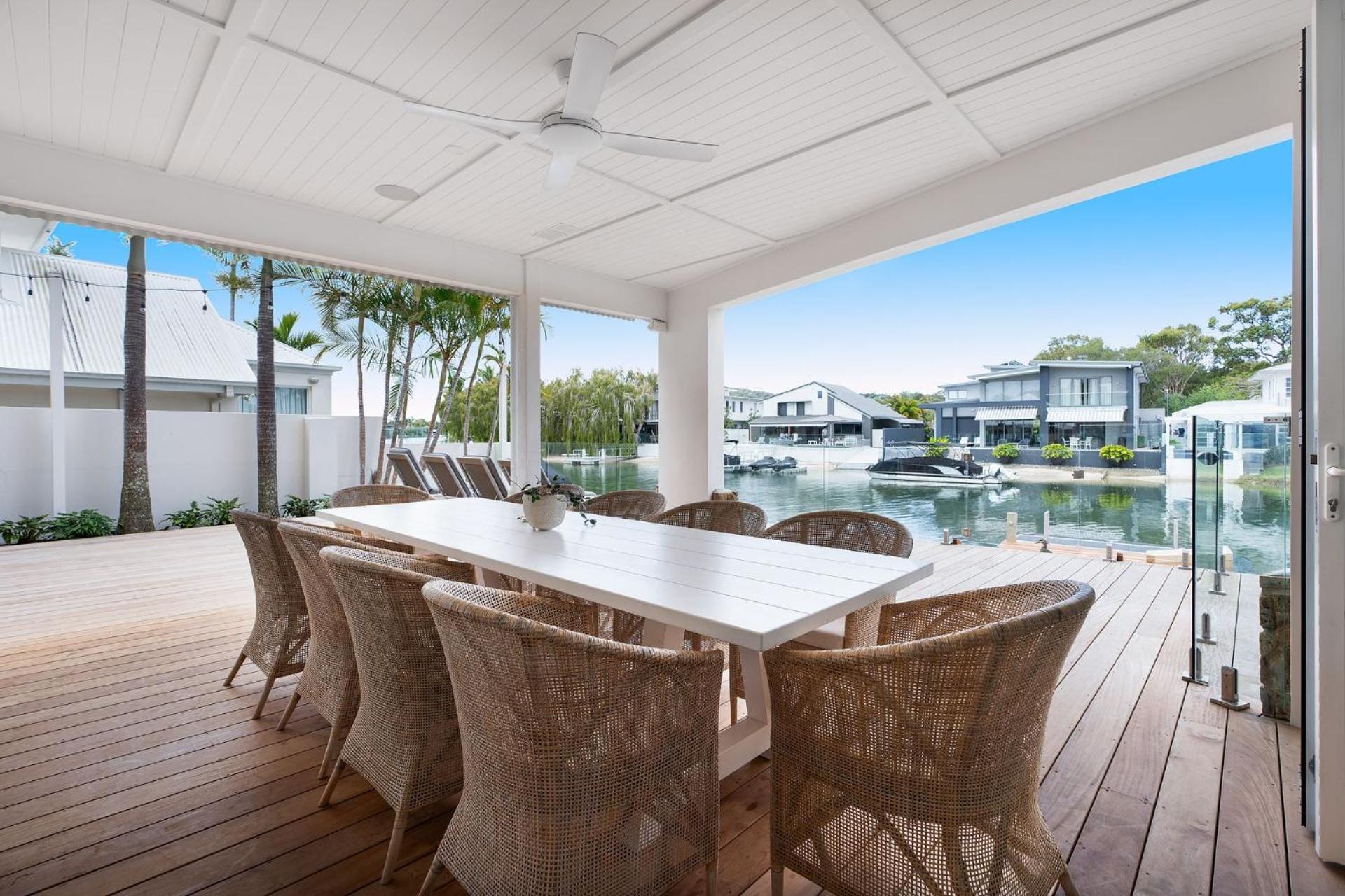 Lucy - Noosa - Noosaville