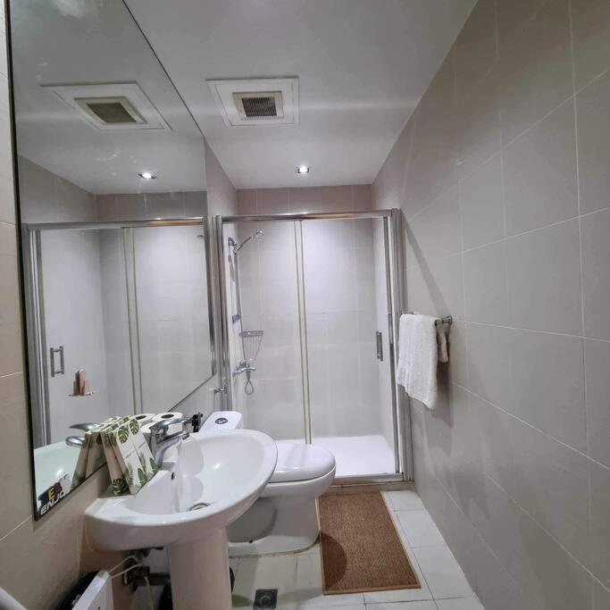 Gramercy Residences Two Bedroom on 60th Floor view 5