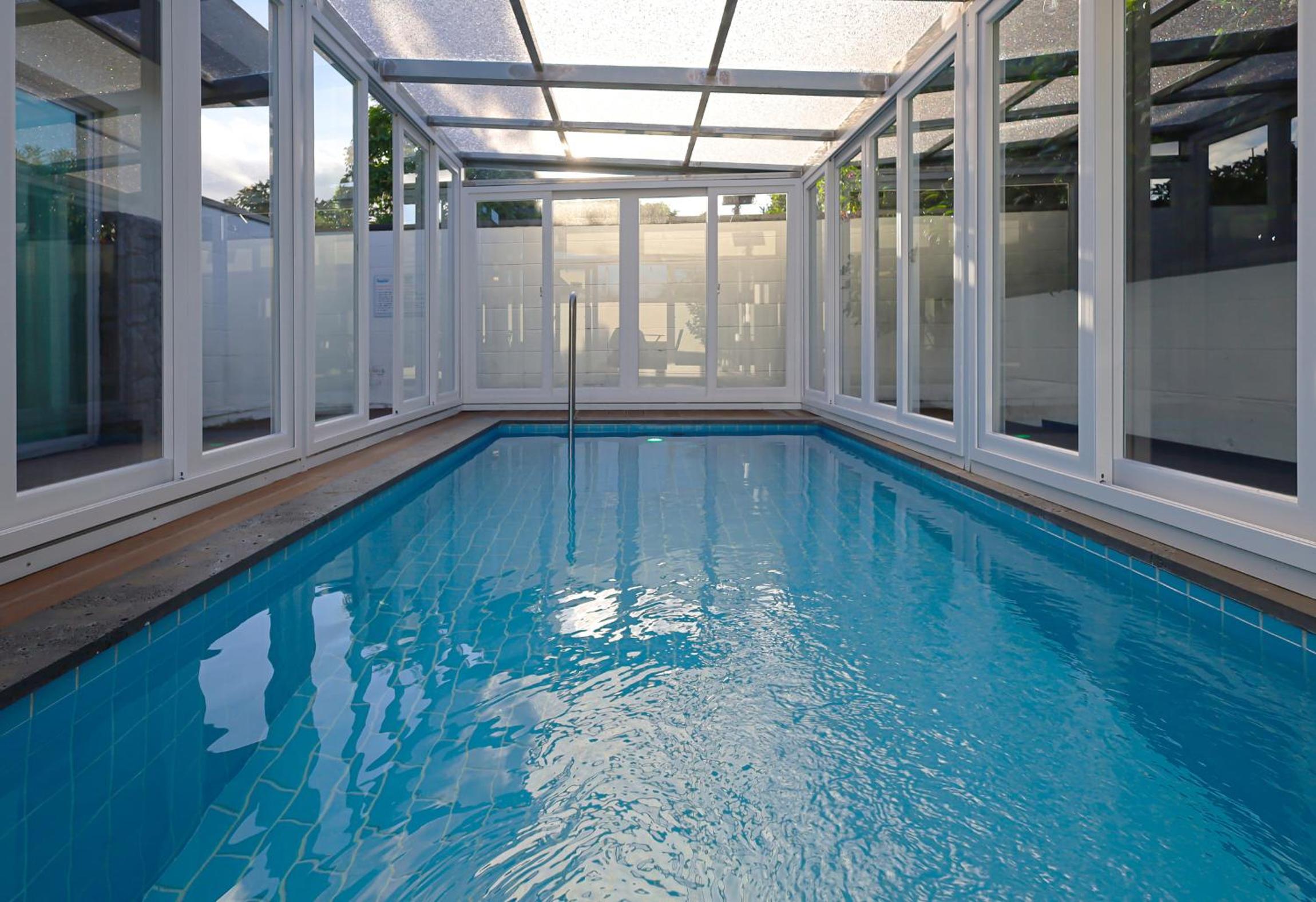 Pool and Villa Sorang