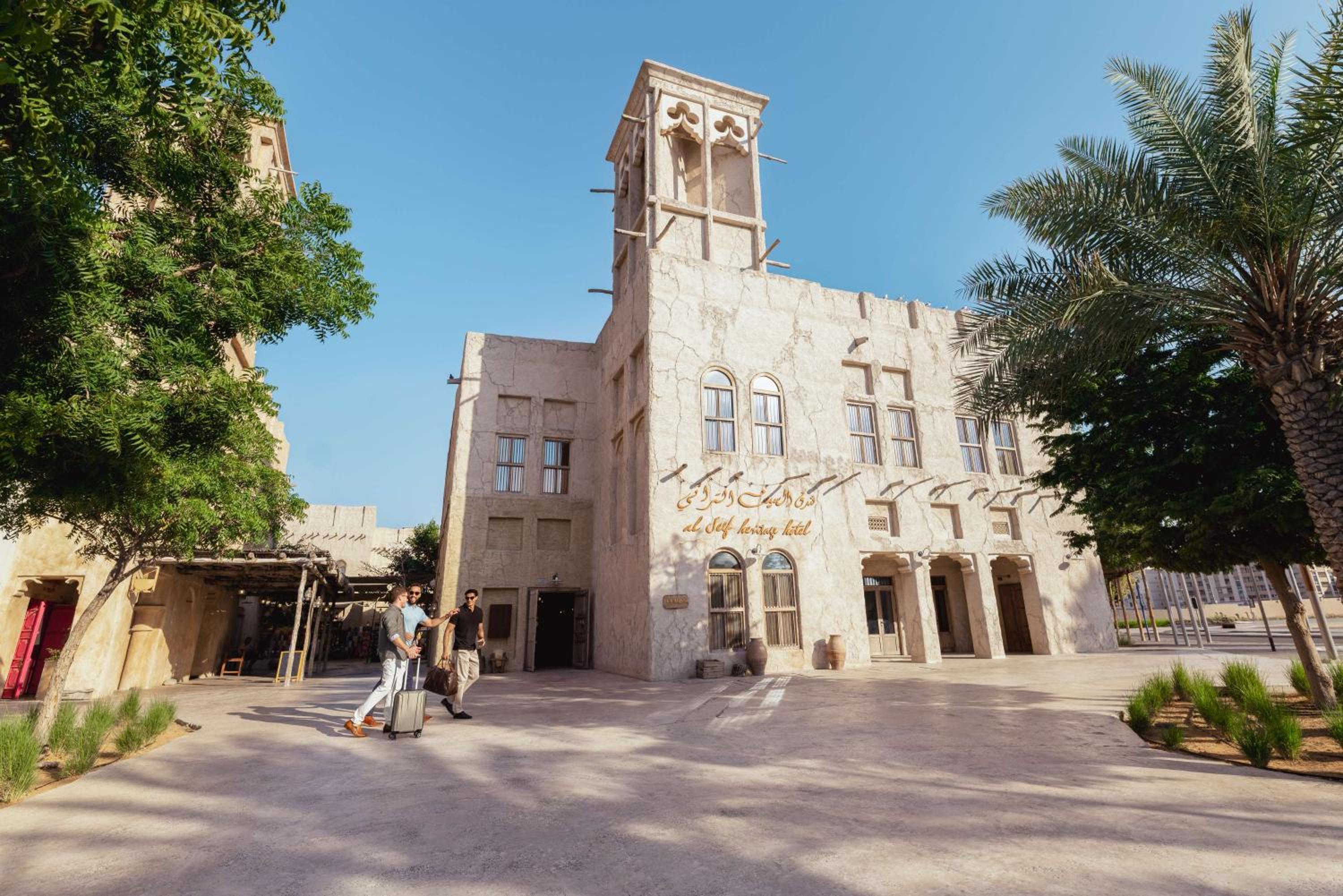 Al Seef Heritage Hotel Dubai, Curio Collection by Hilton 4
