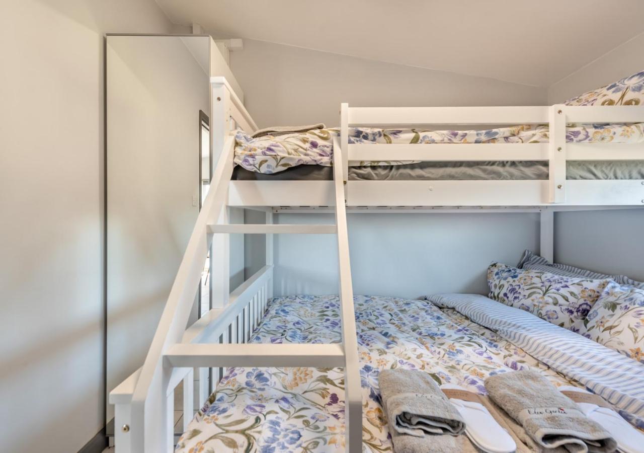 2 Bed in Llangain oc-g30185