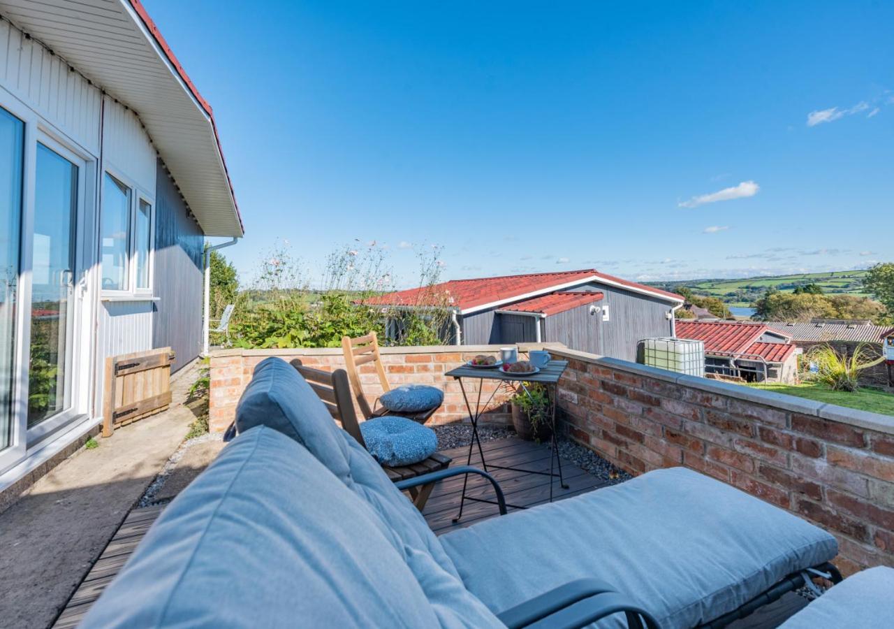 2 Bed in Llangain oc-g30185