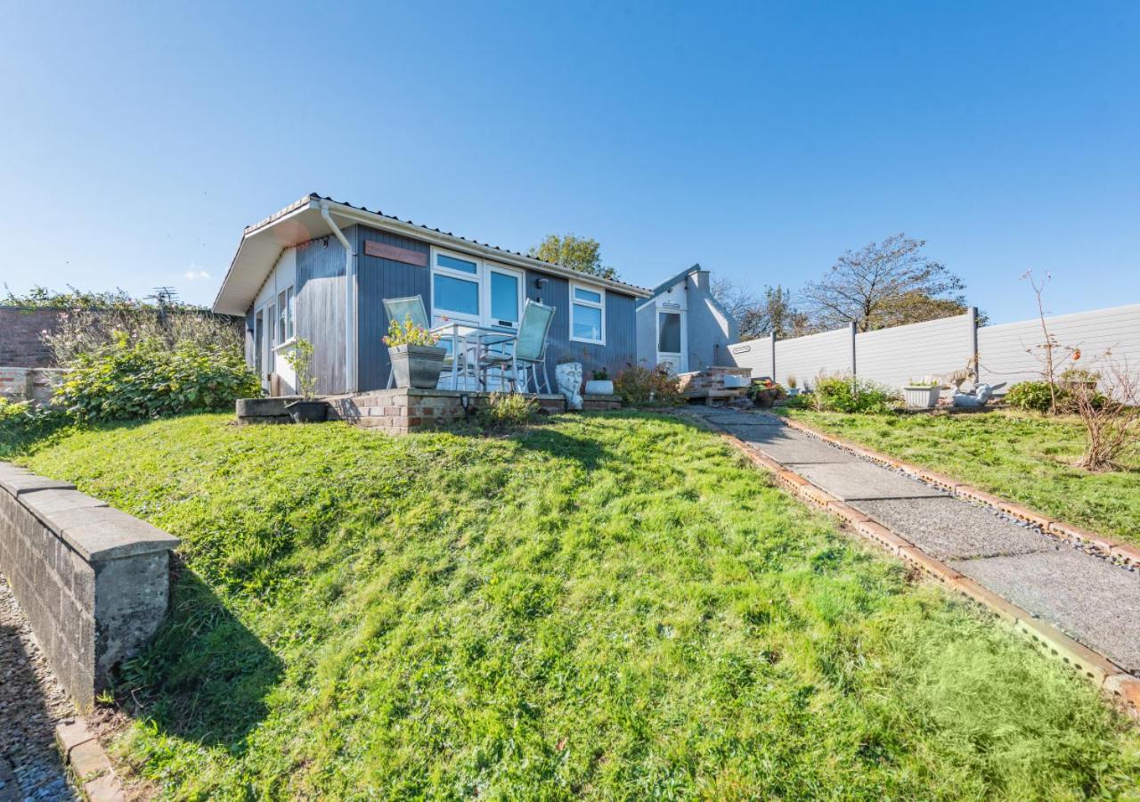 2 Bed in Llangain oc-g30185