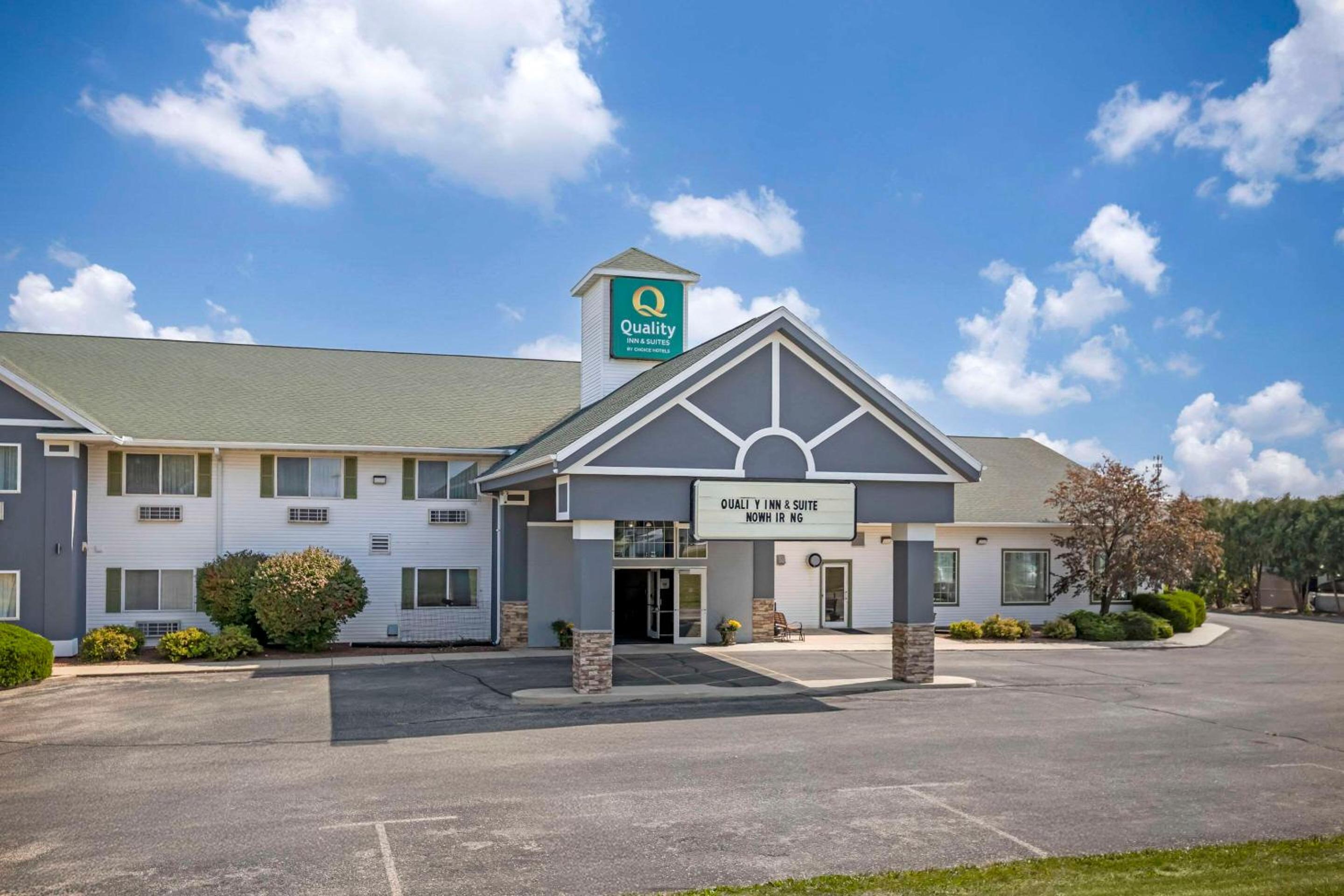 Hotel Quality Inn & Suites Stoughton - Madison South