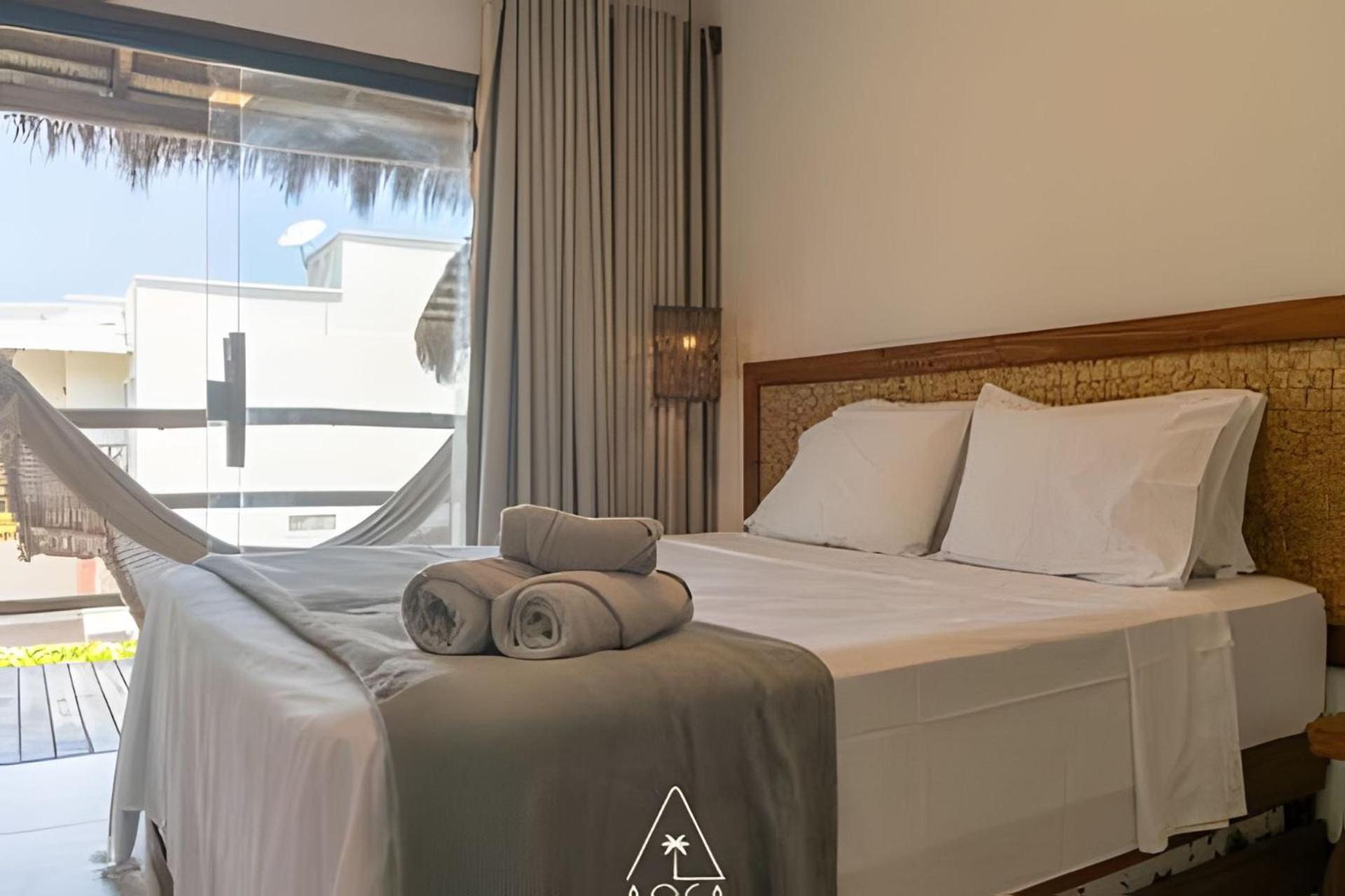 Seafront in the Route of Miracles - Duplex with Pool