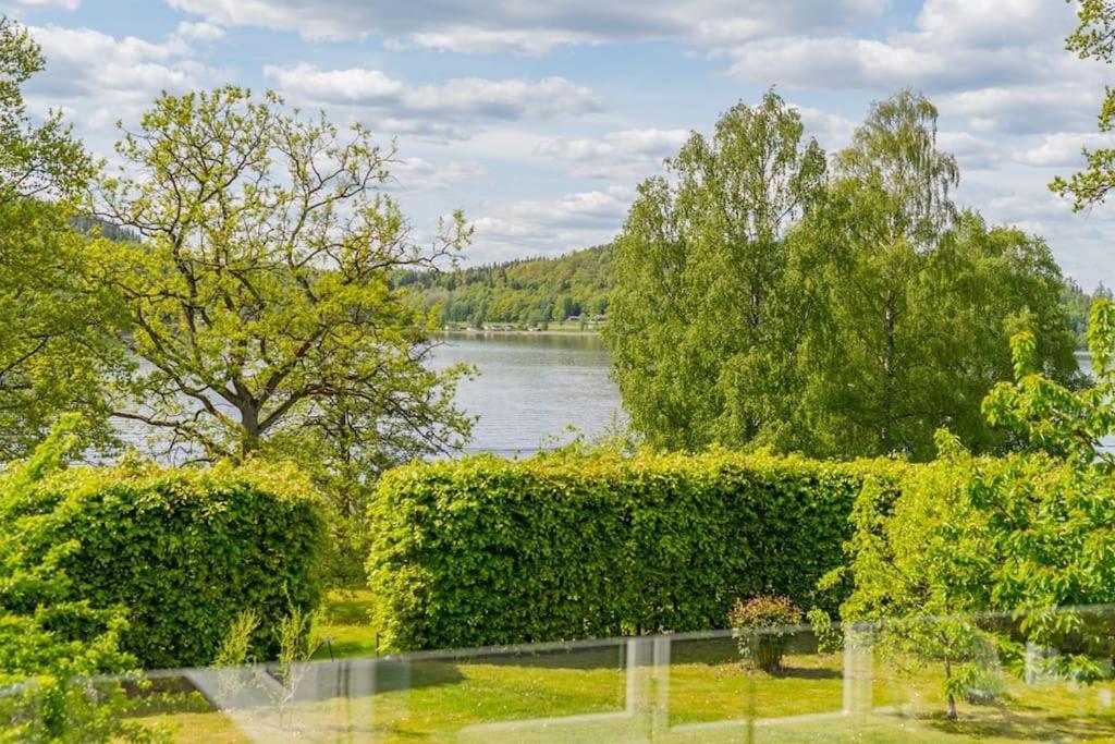 Lakeside Retreat in Ulricehamn