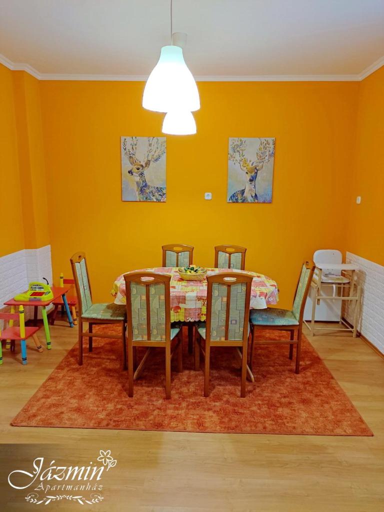 Jázmin Apartmanház