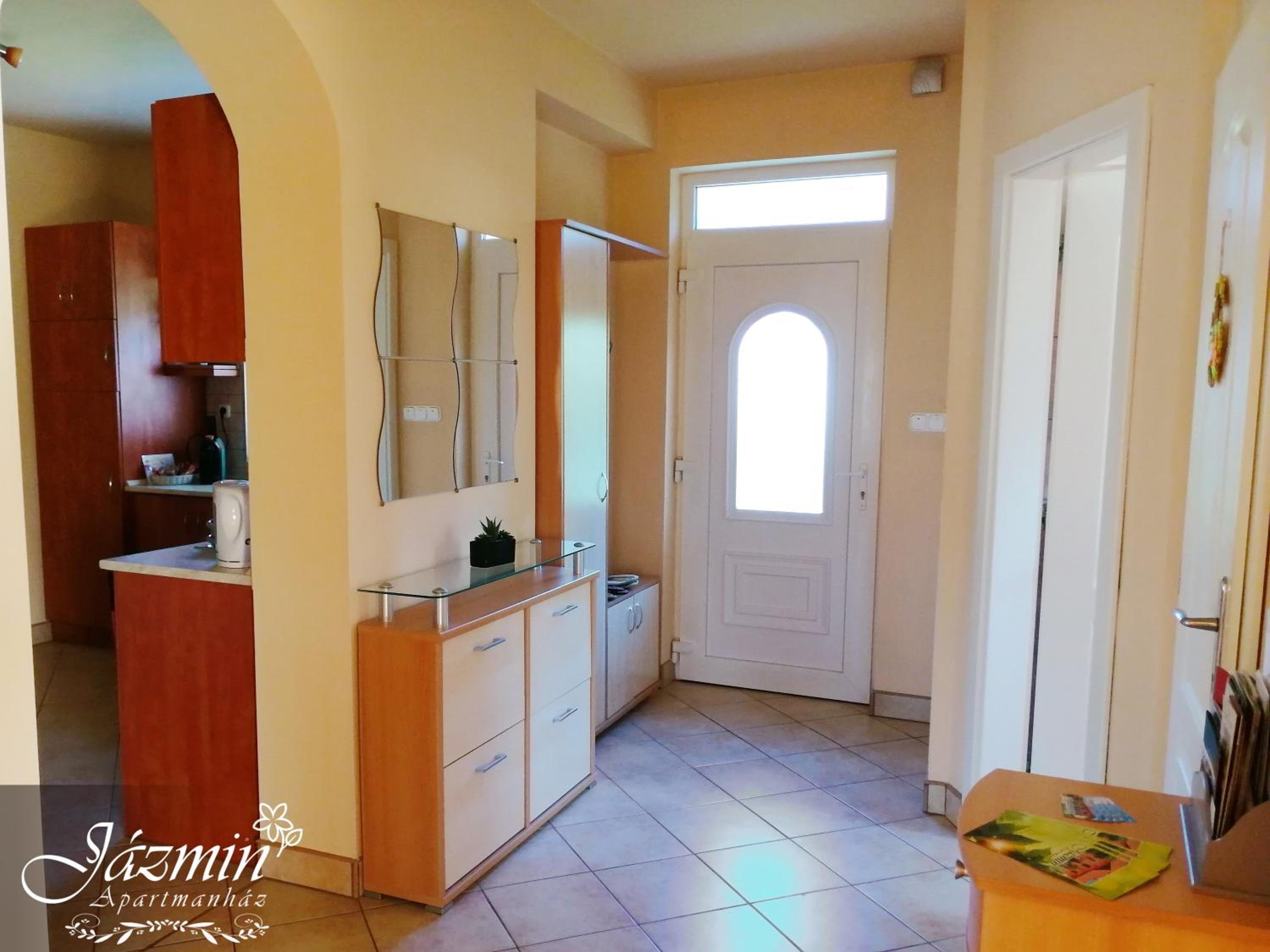 Jázmin Apartmanház