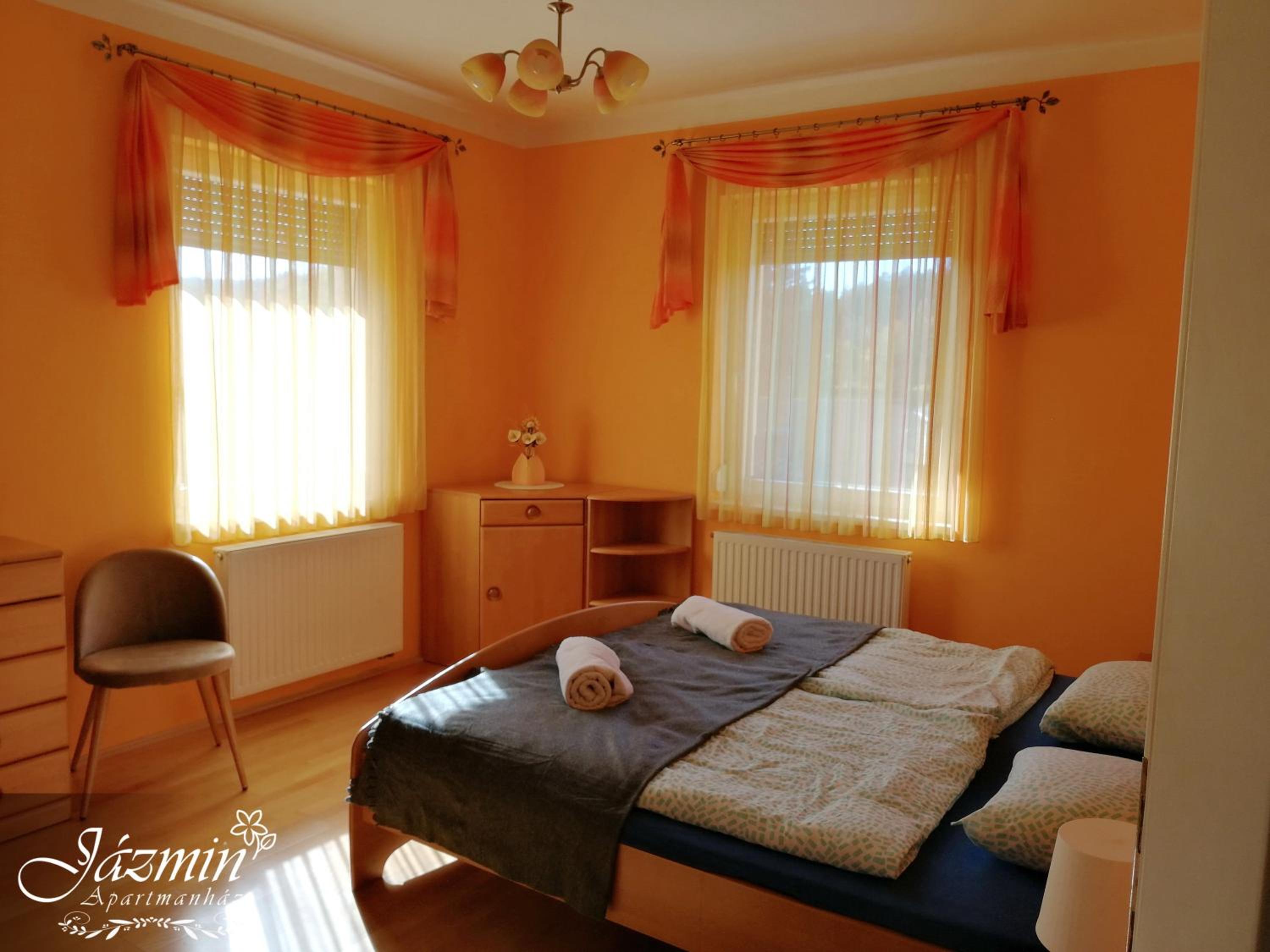 Jázmin Apartmanház