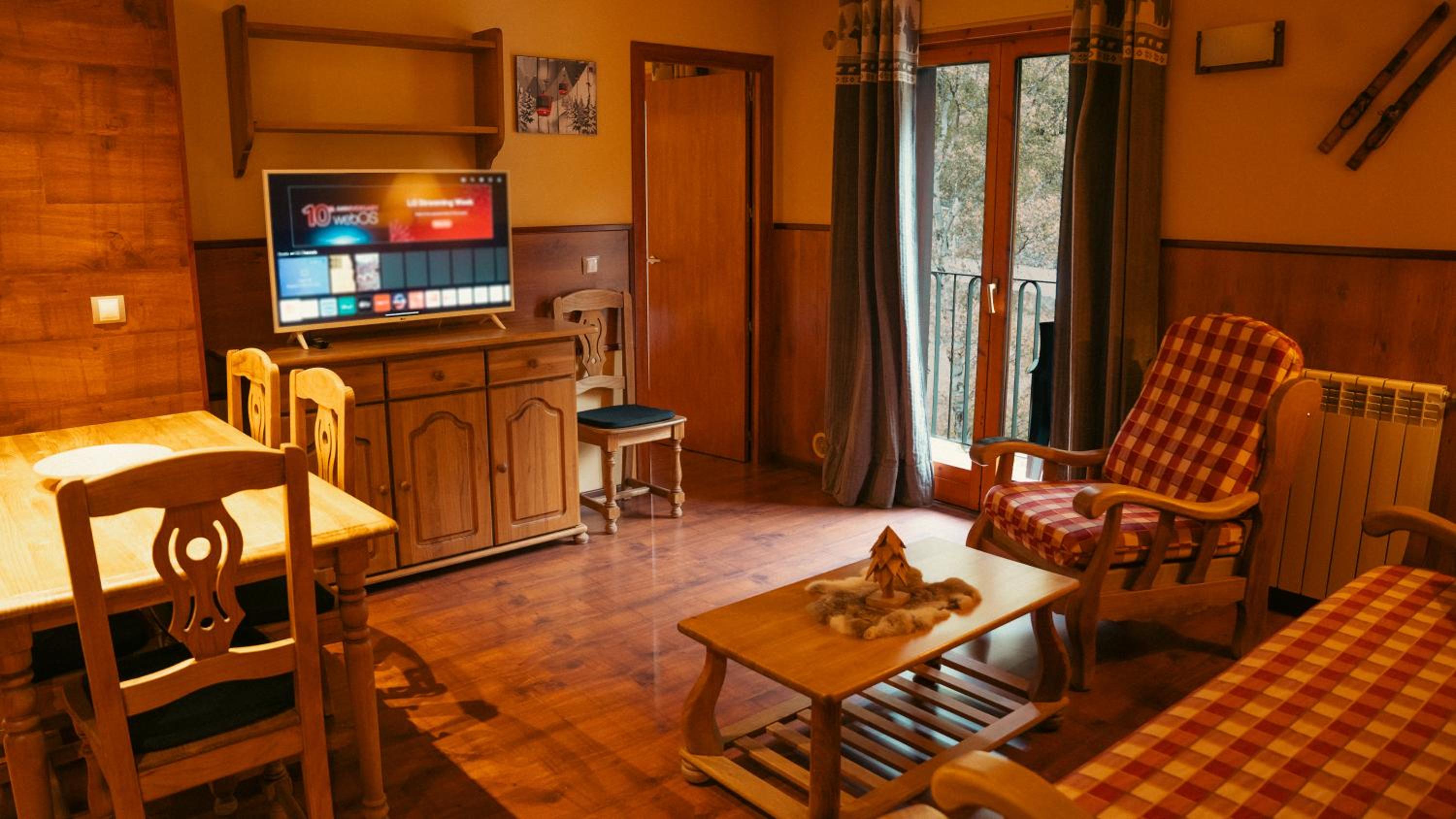 Apartaments La Neu-Mountain Lodges & Restaurant