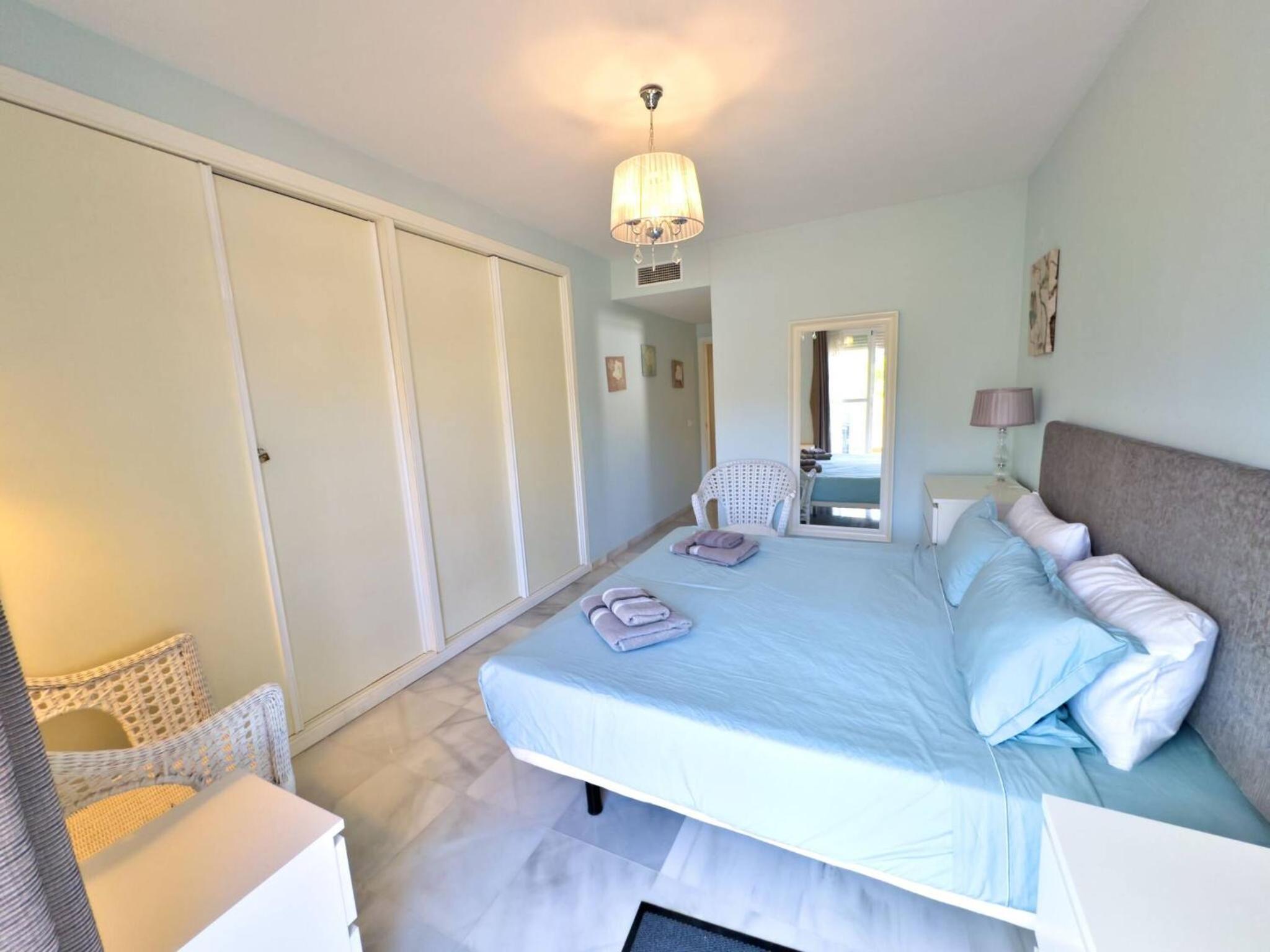 Moderno Apartamento Vacacional cerca de Puerto Banús-Playa