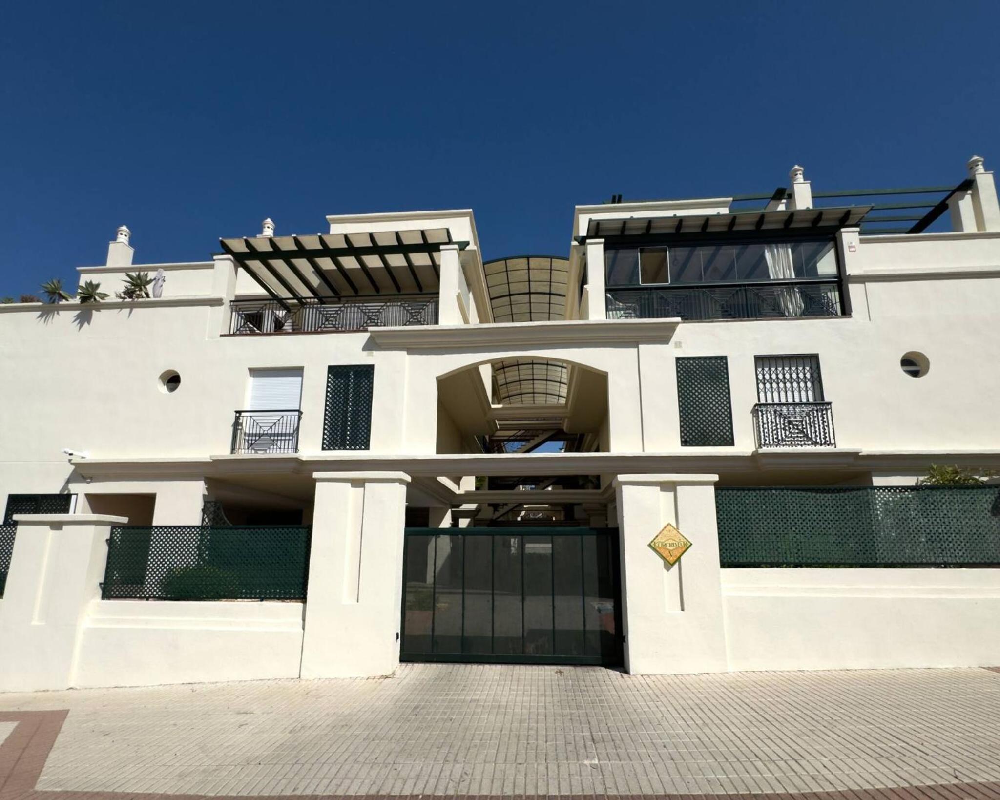 Moderno Apartamento Vacacional cerca de Puerto Banús-Playa