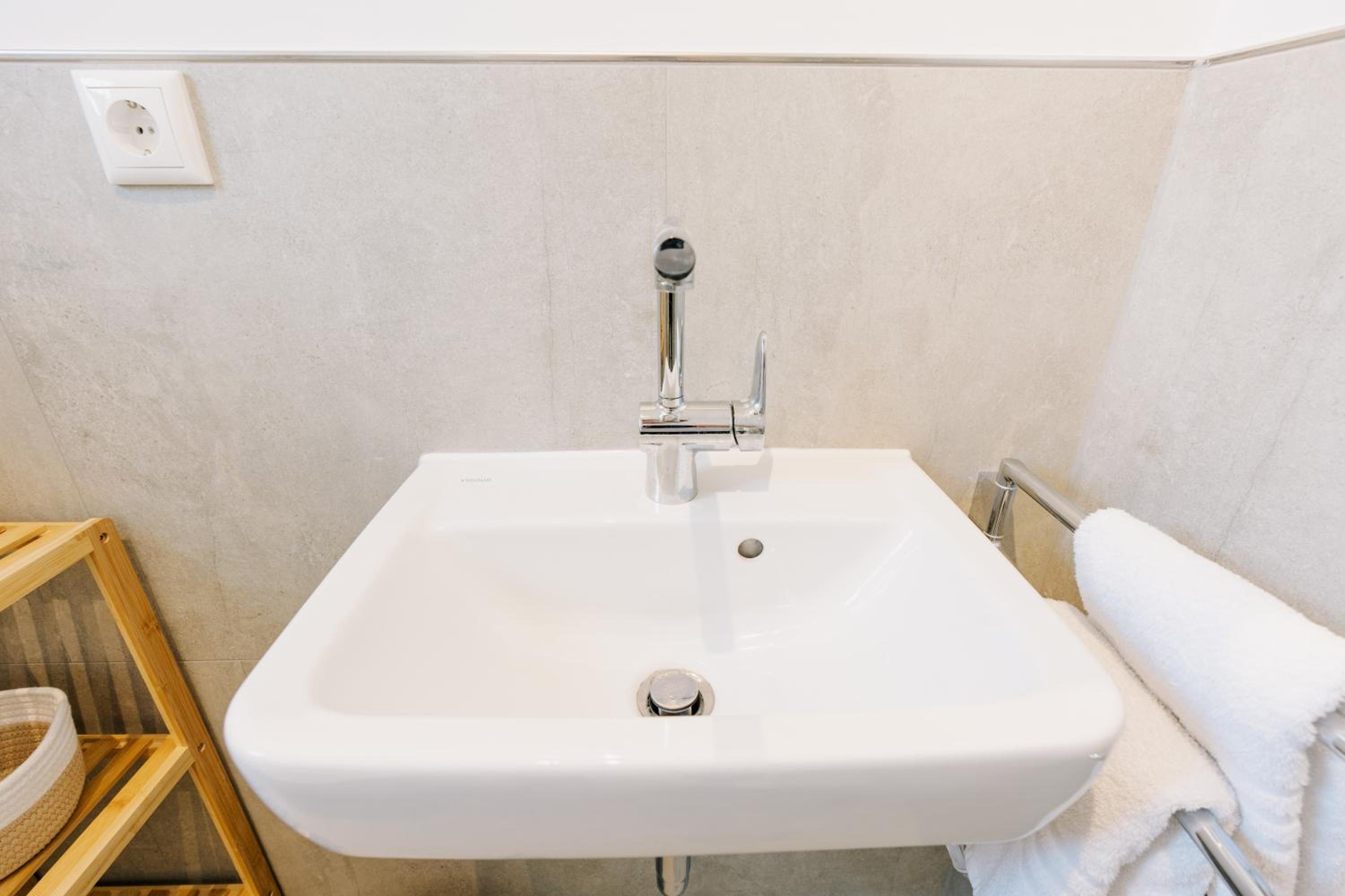 Küsten Suite Grachten Suite 2 direkte Wasserlage, Terrasse, 76qm, Neubaugebiet
