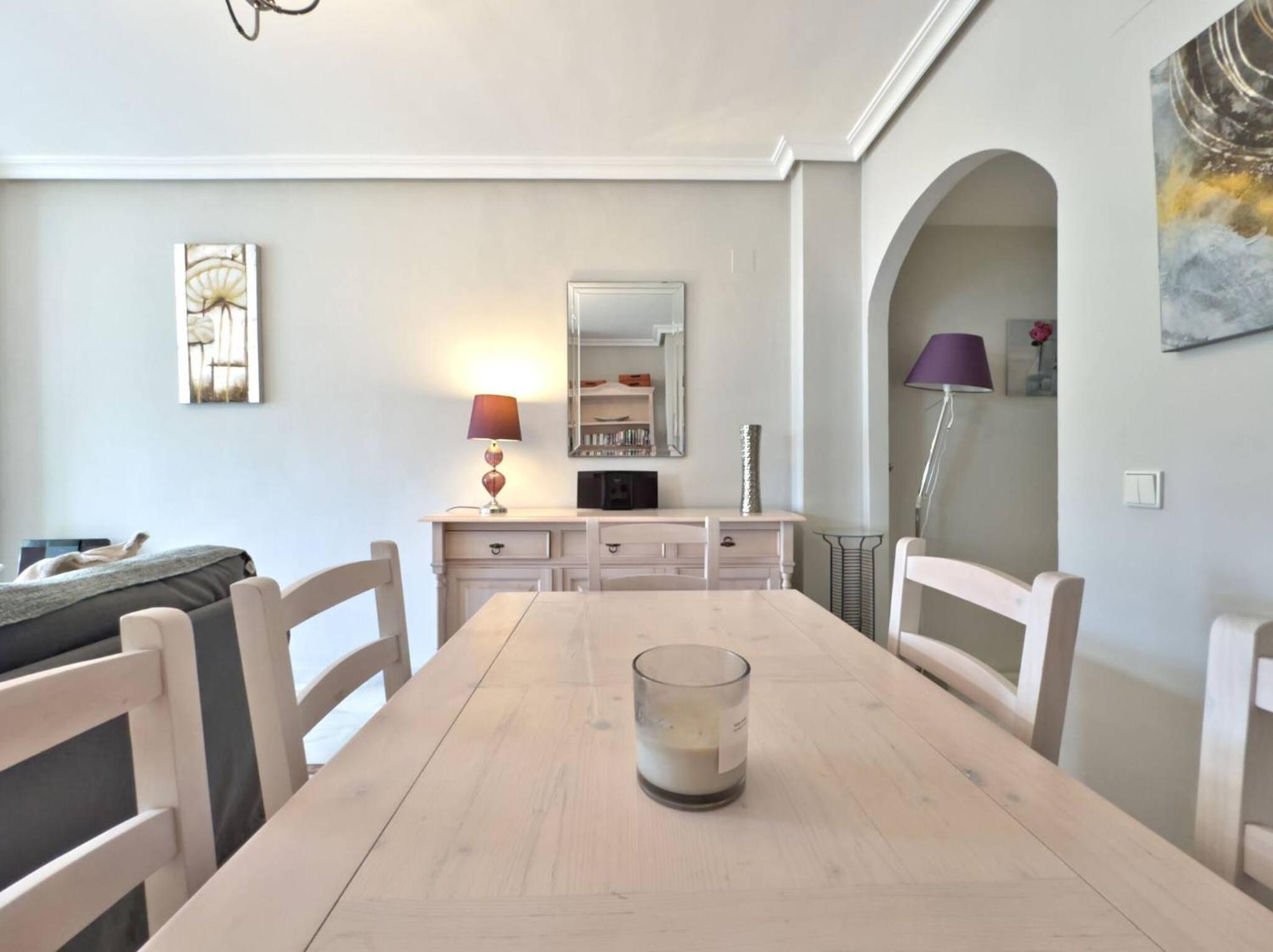 Moderno Apartamento Vacacional cerca de Puerto Banús-Playa