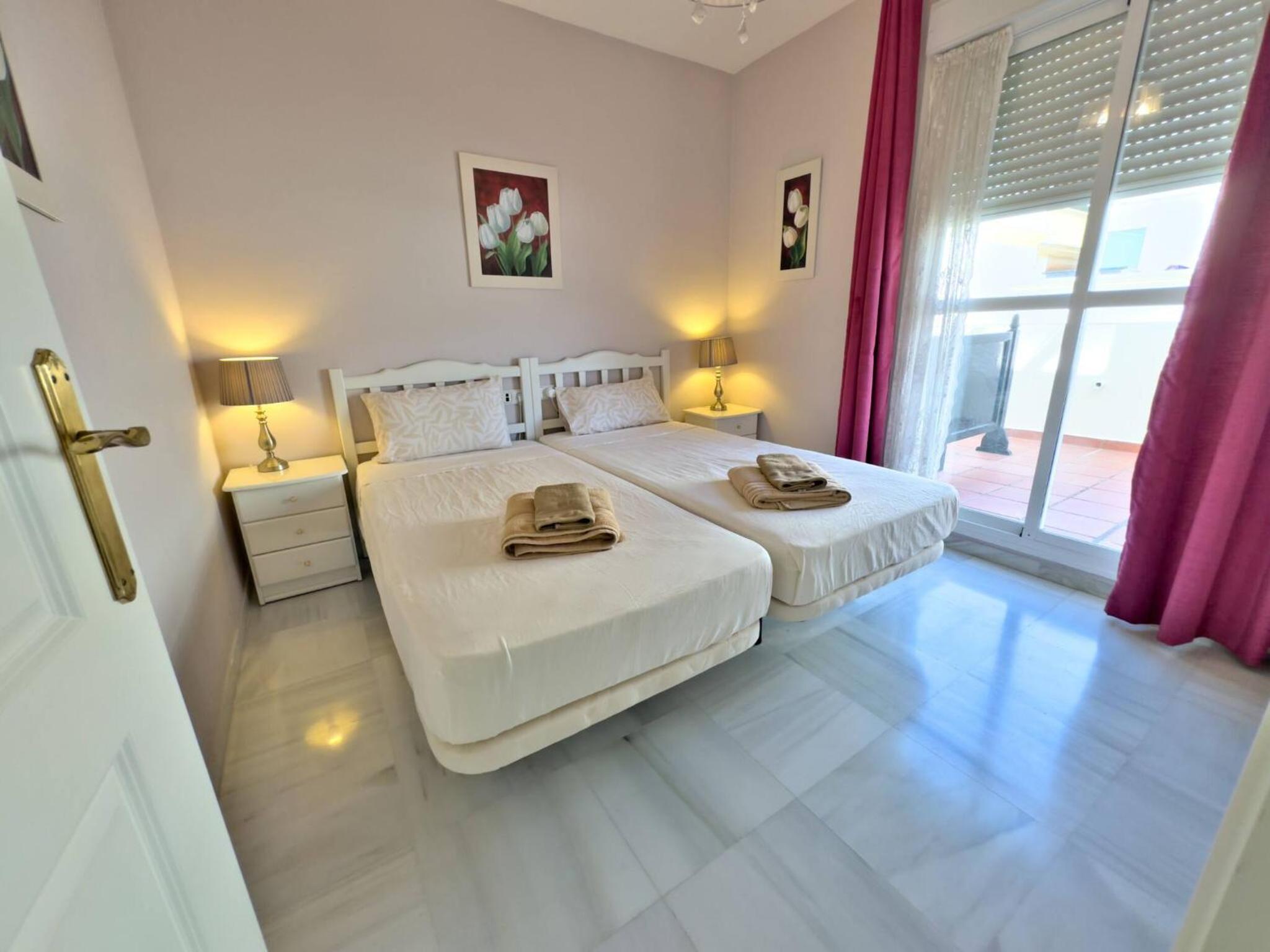 Moderno Apartamento Vacacional cerca de Puerto Banús-Playa