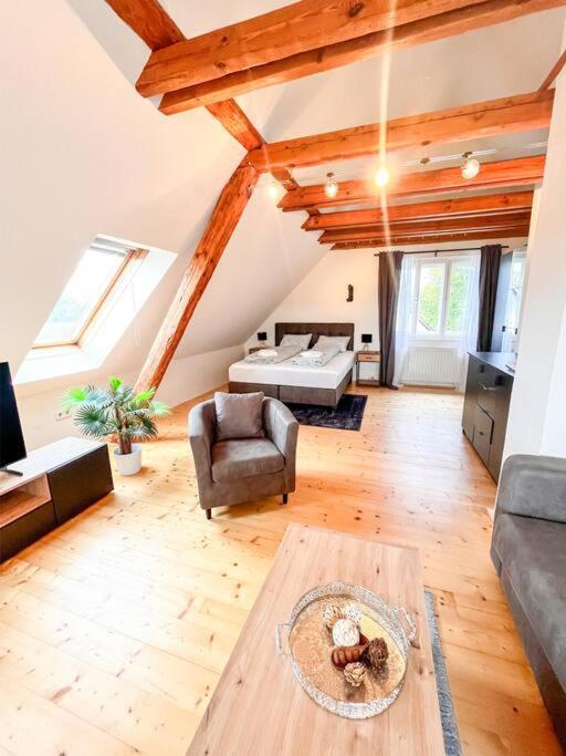 Luxuriöses Bauernhaus mit Garten und Parkplatz