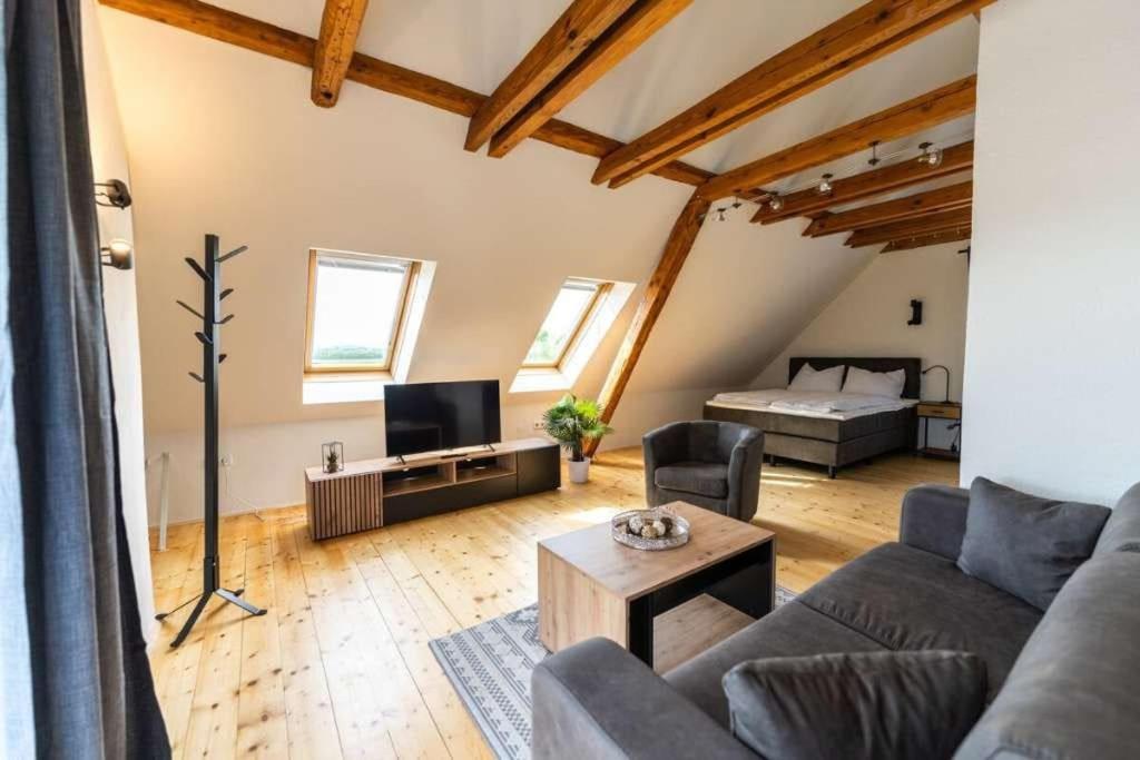 Luxuriöses Bauernhaus mit Garten und Parkplatz
