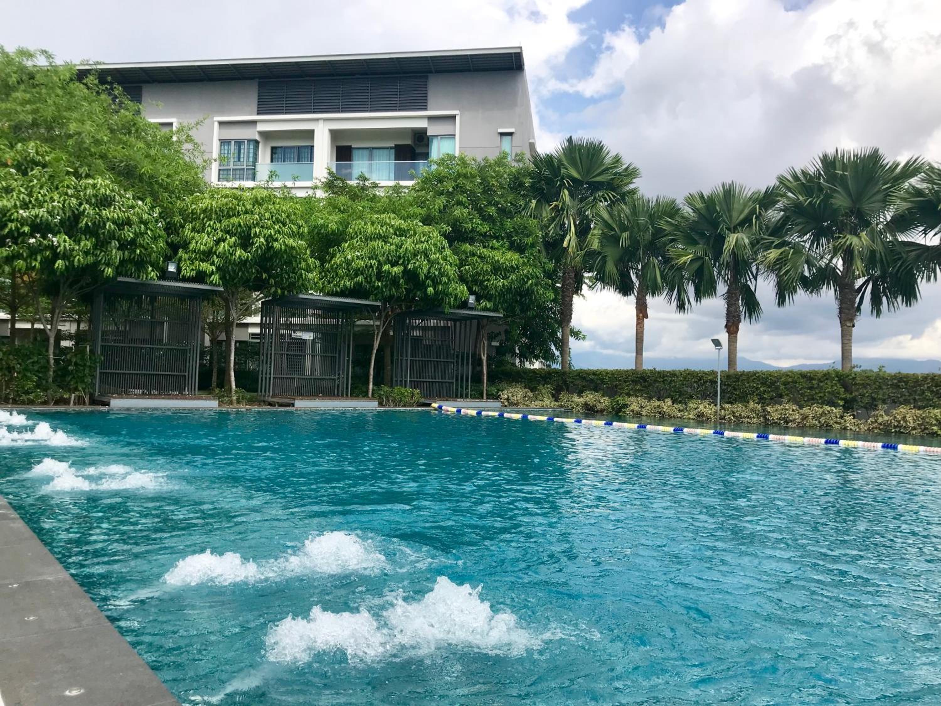 Sunset Seaview Vacation Condos @ IMAGO Shopping Mall, photo 113