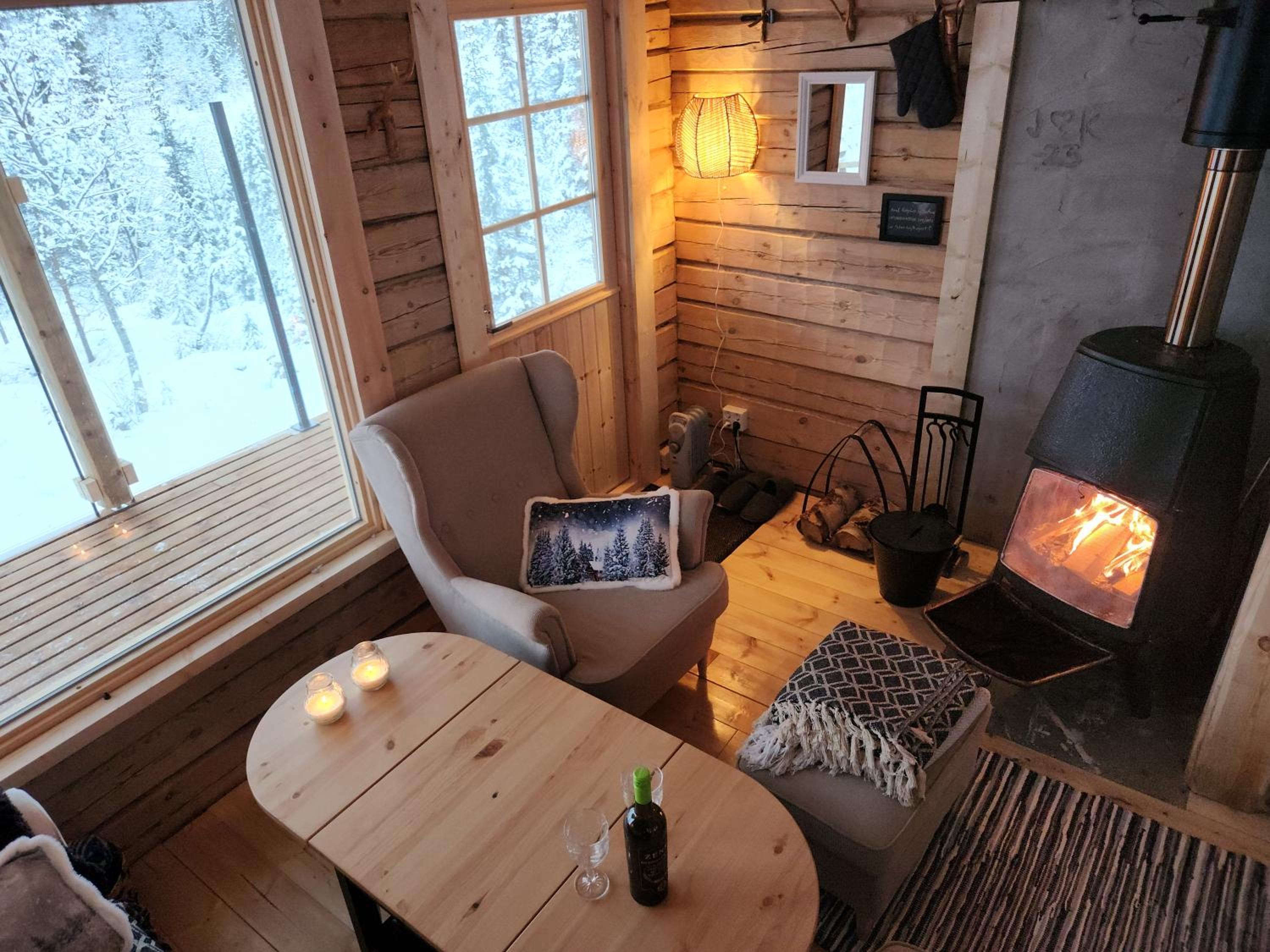 Lapland Riverside Cabin, Äkäsjoki Hideaway - Riverview, Traditional Sauna, Avanto, WiFi, Ski, Ylläs view 4
