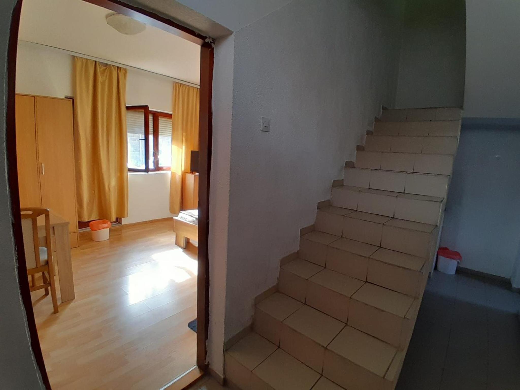 Airport BG Rooms and Apartment view 5