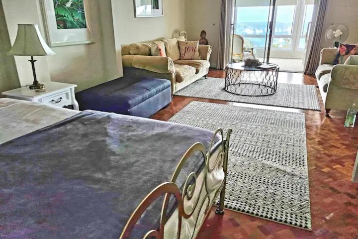 Dalia's Blue Mountain Retreat