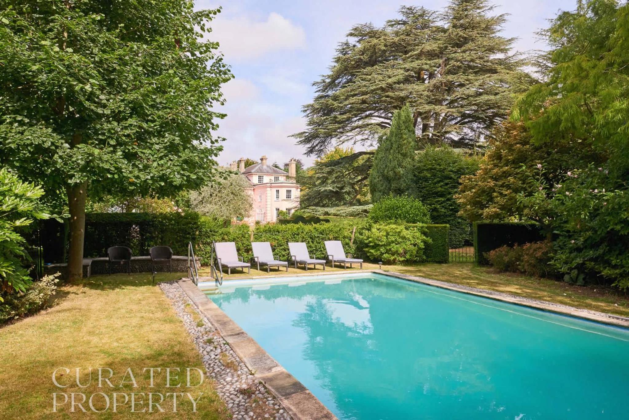 Large Manor House with Pool Hot Tub & Gardens view 2