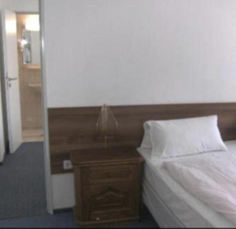 Central Studio Apartments - Property Image 3