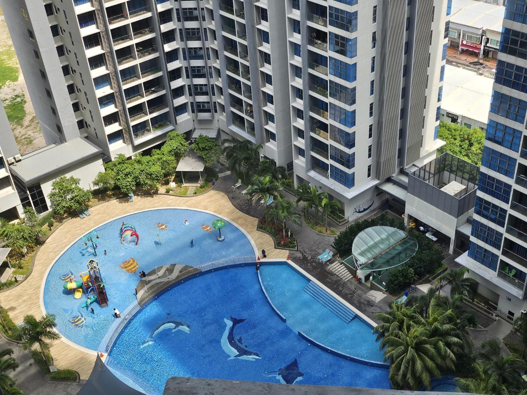 Rising Star Homestay Atlantis Residence