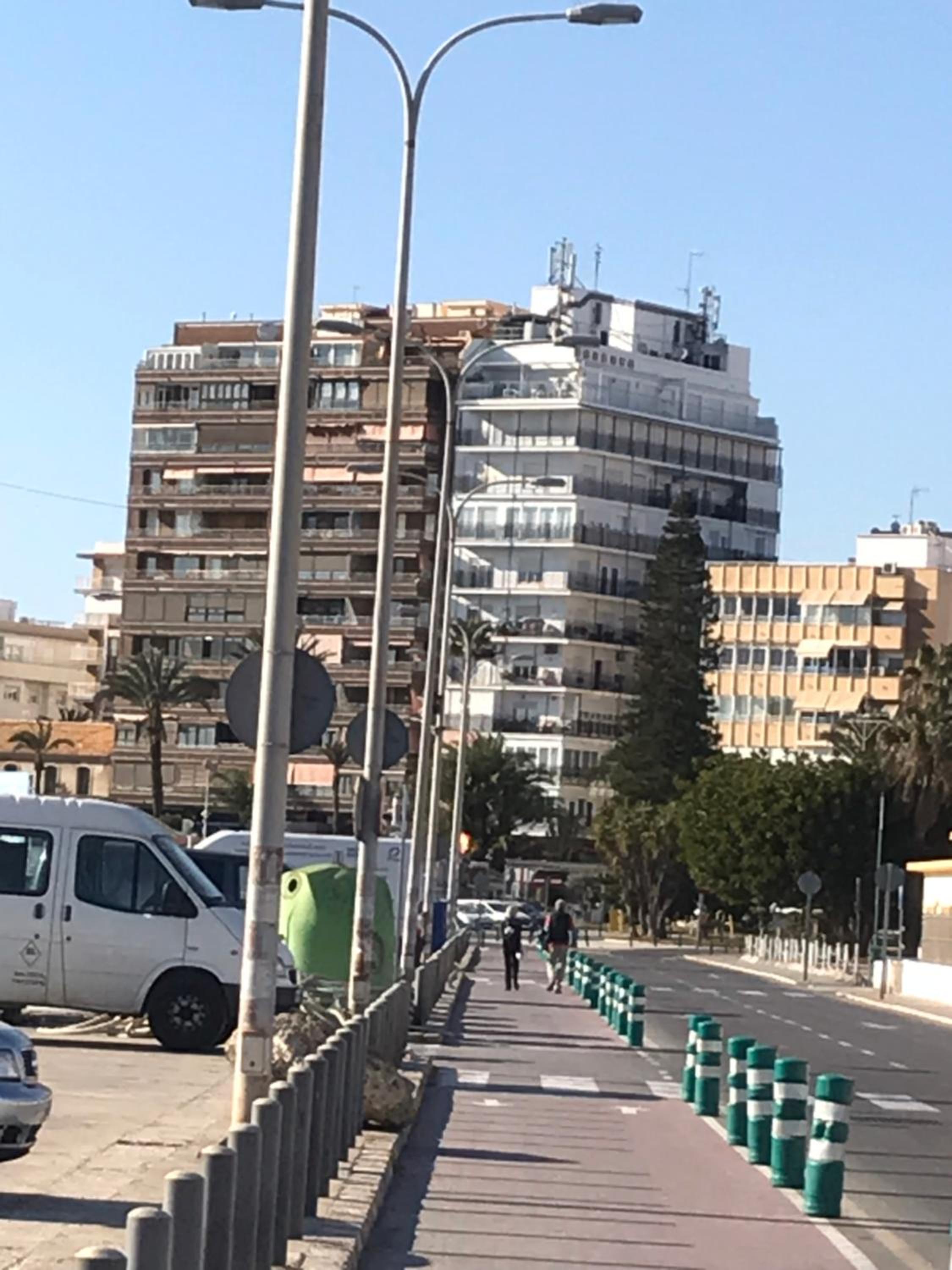 FRONTLINE APPARTEMENT Palmeras Puerto en Beach Torrevieja Centrum Boulevard Strand Haven