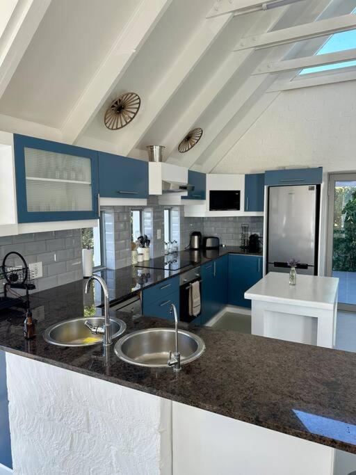 Coastal Charm Villa Kommetjie