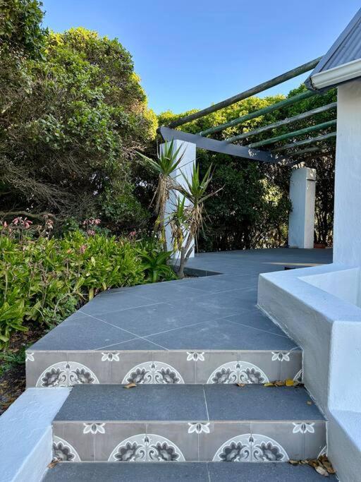 Coastal Charm Villa Kommetjie