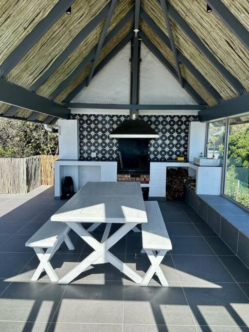 Coastal Charm Villa Kommetjie