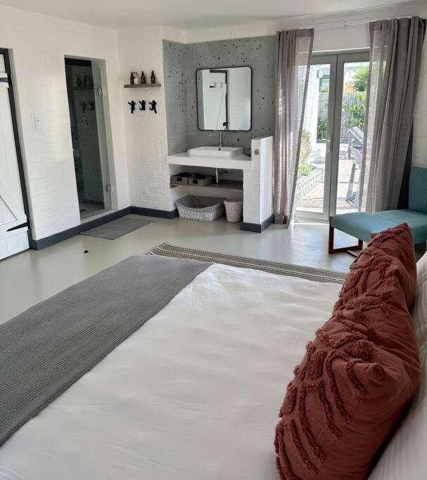 Coastal Charm Villa Kommetjie