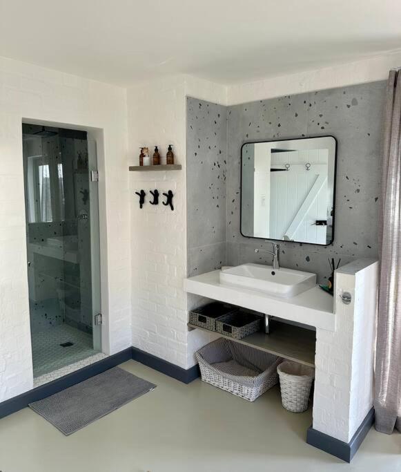 Coastal Charm Villa Kommetjie