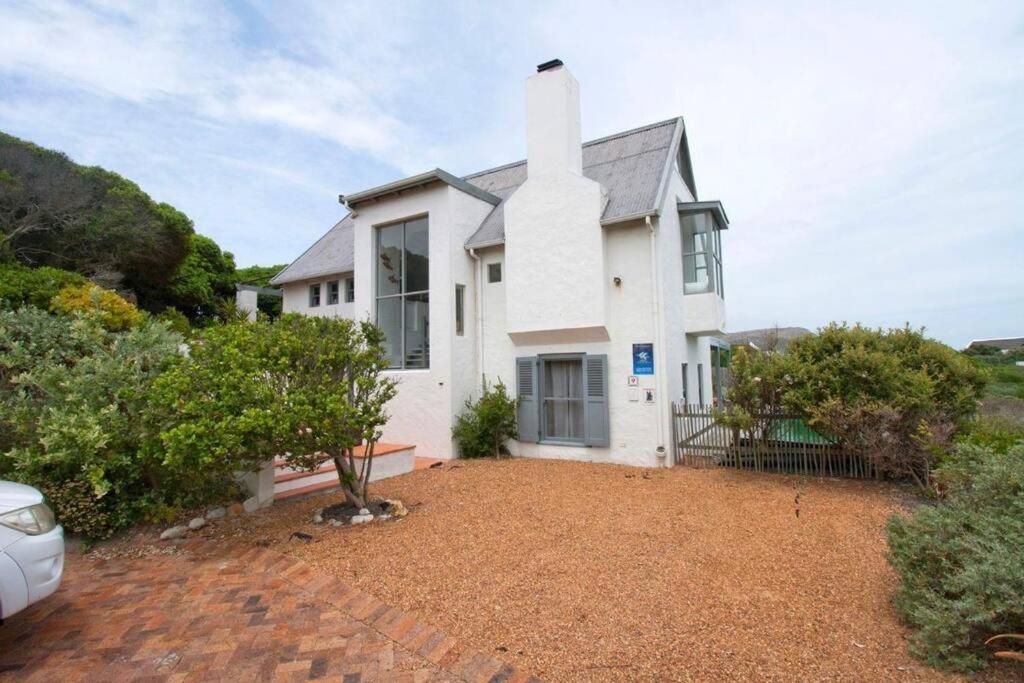 Coastal Charm Villa Kommetjie
